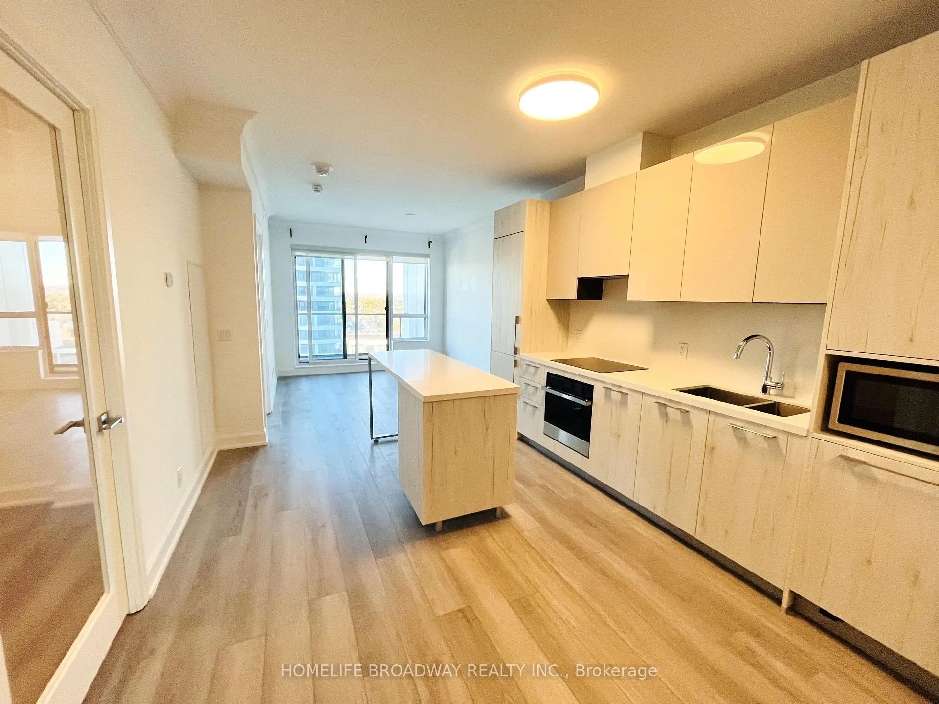 Photo 8 of Unit 1709, 8 Water Walk Drive, Markham, Unionville — HOMEH