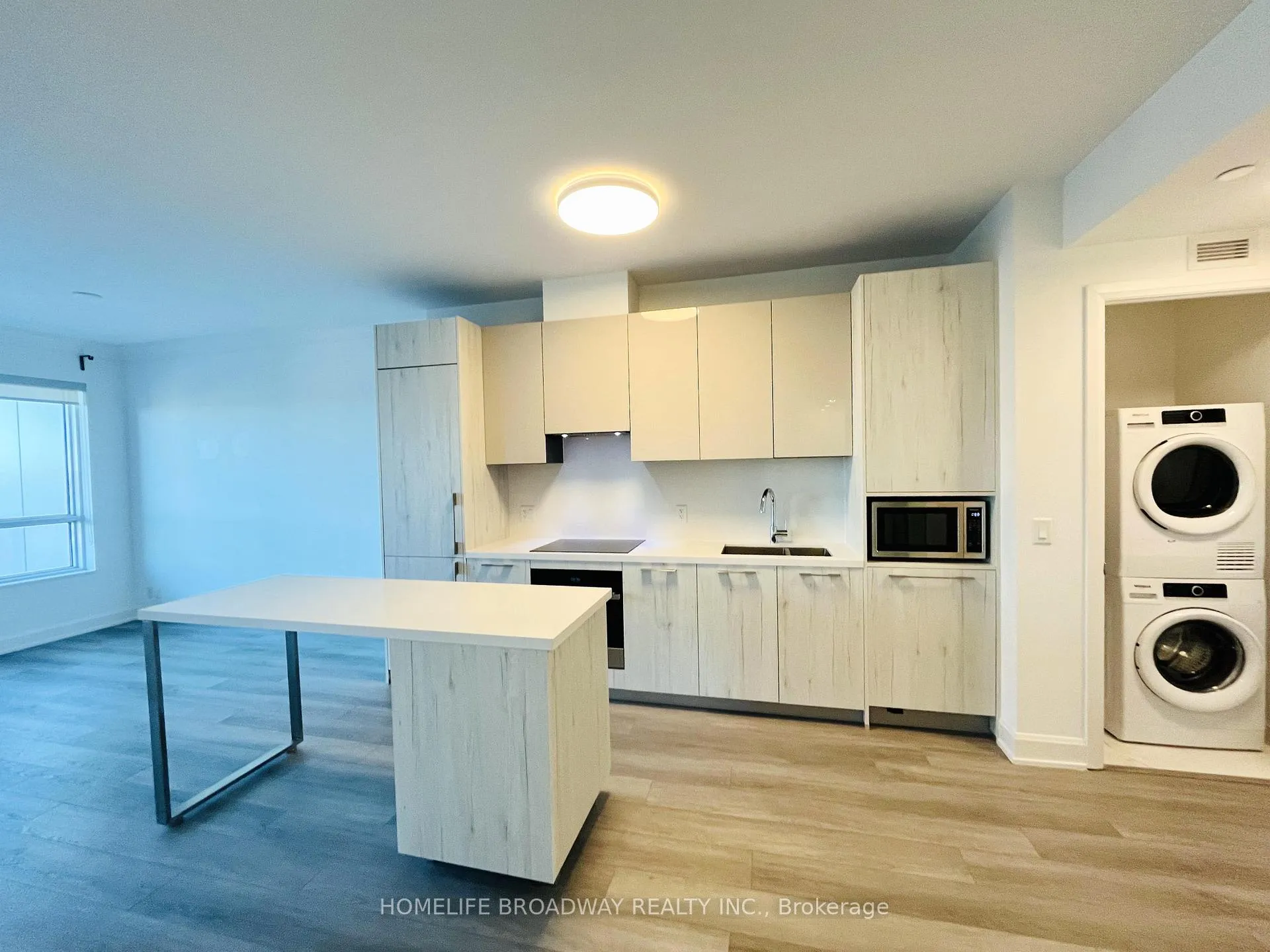 Photo 9 of Unit 1709, 8 Water Walk Drive, Markham, Unionville — HOMEH