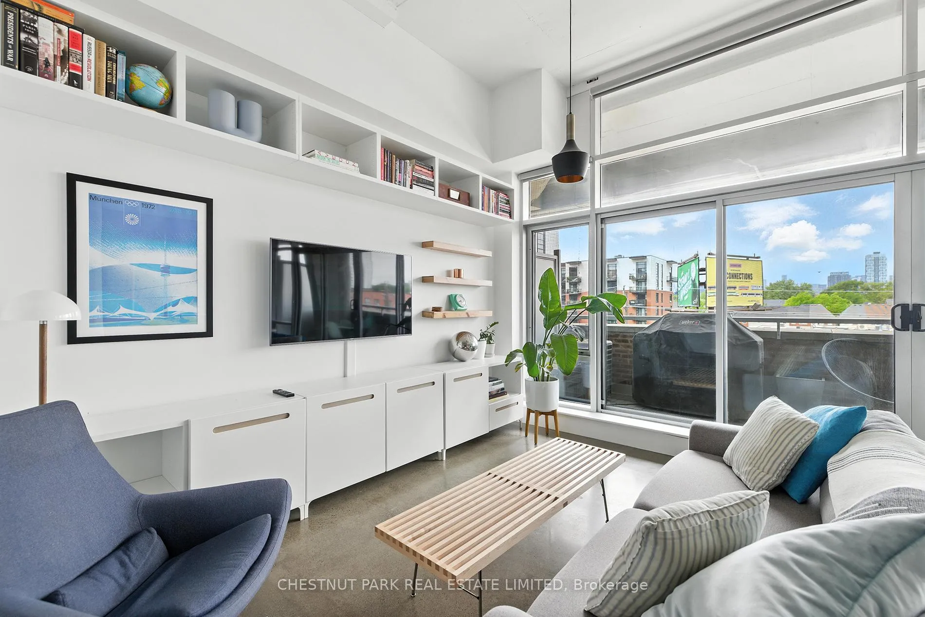 Photo 2 of Unit 404, 233 Carlaw Avenue, Toronto, South Riverdale — HOMEH