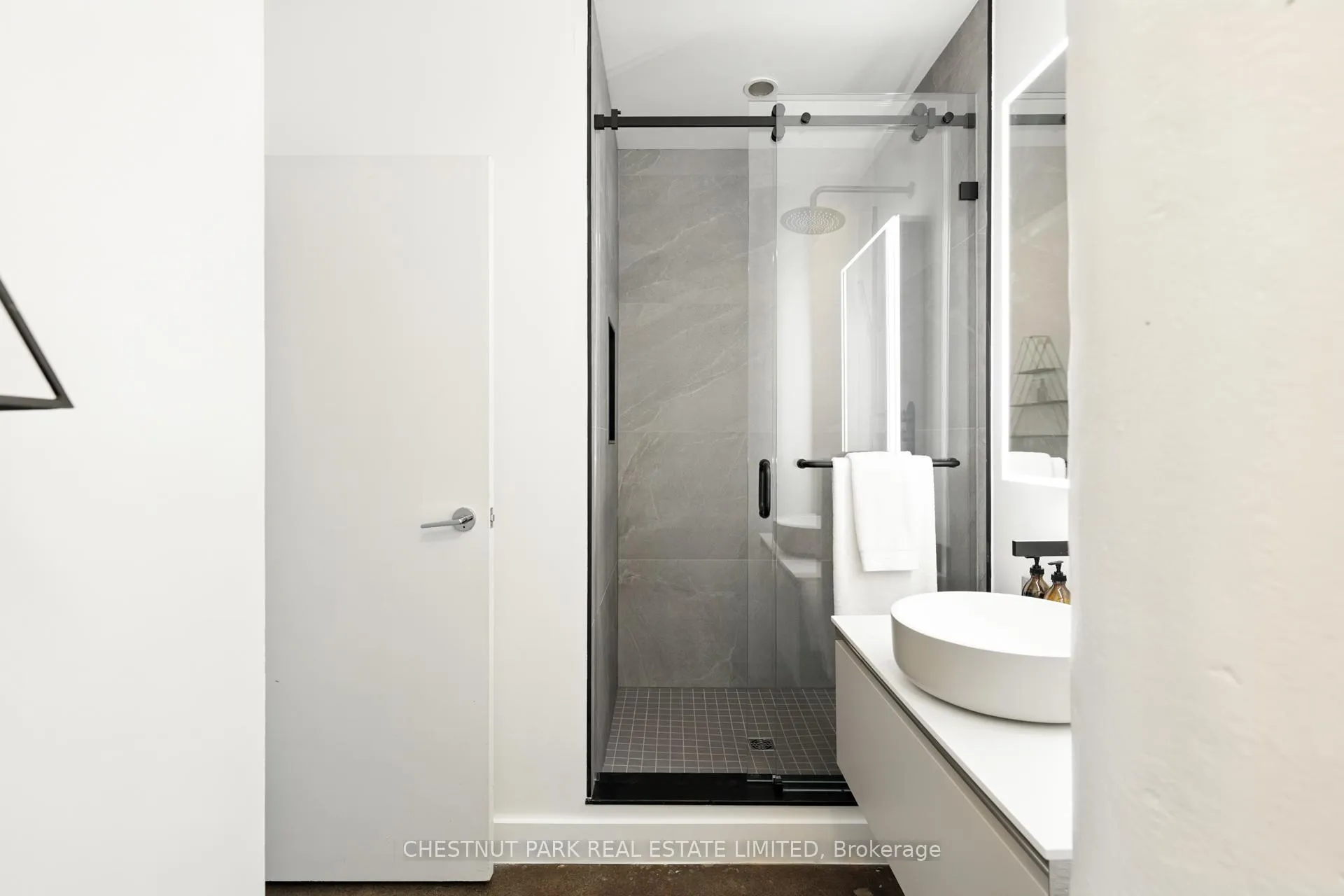 Photo 21 of Unit 404, 233 Carlaw Avenue, Toronto, South Riverdale — HOMEH