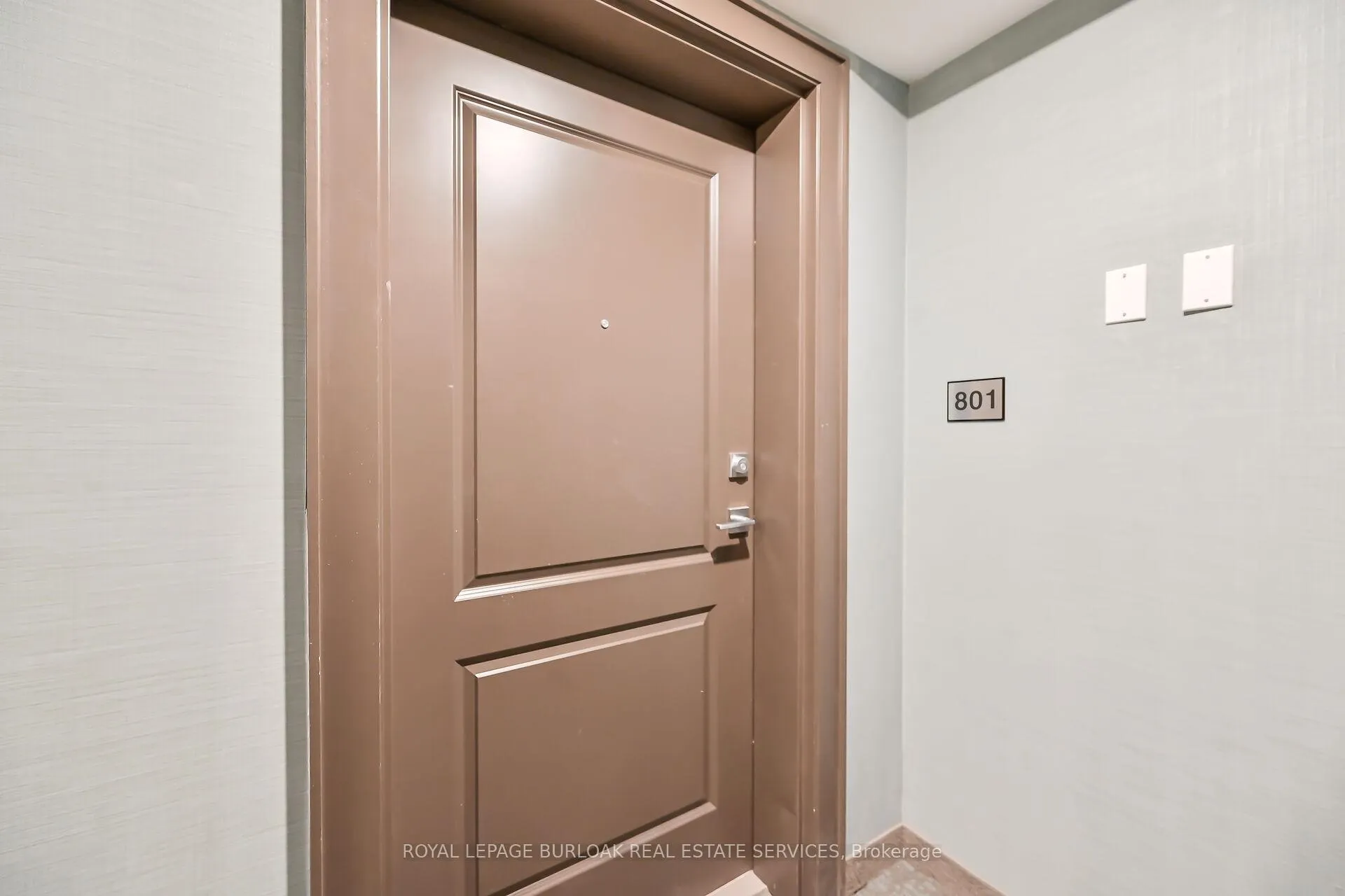 Photo 6 of Unit 801, 470 Dundas Street E, Hamilton, Waterdown — HOMEH
