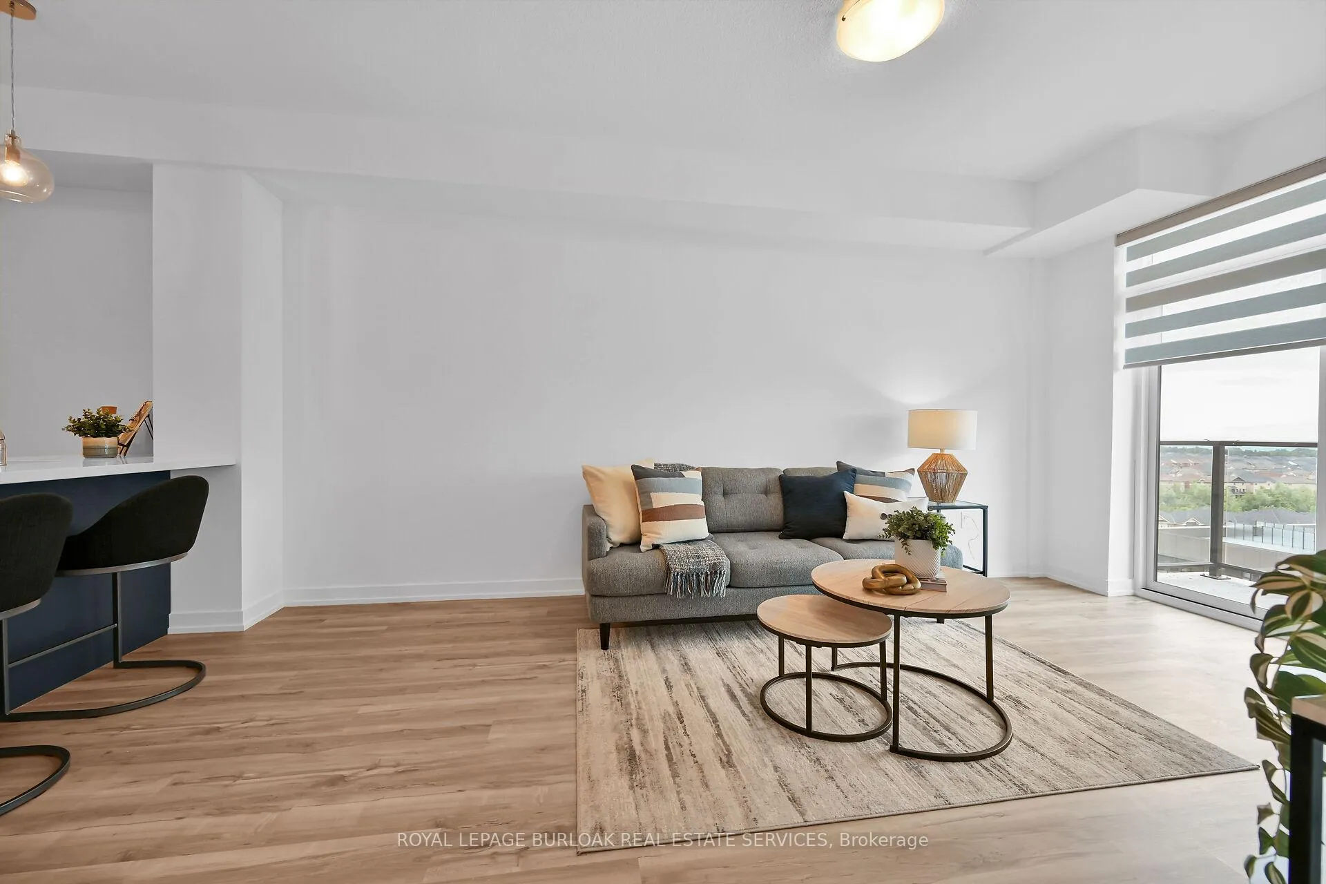 Photo 10 of Unit 801, 470 Dundas Street E, Hamilton, Waterdown — HOMEH