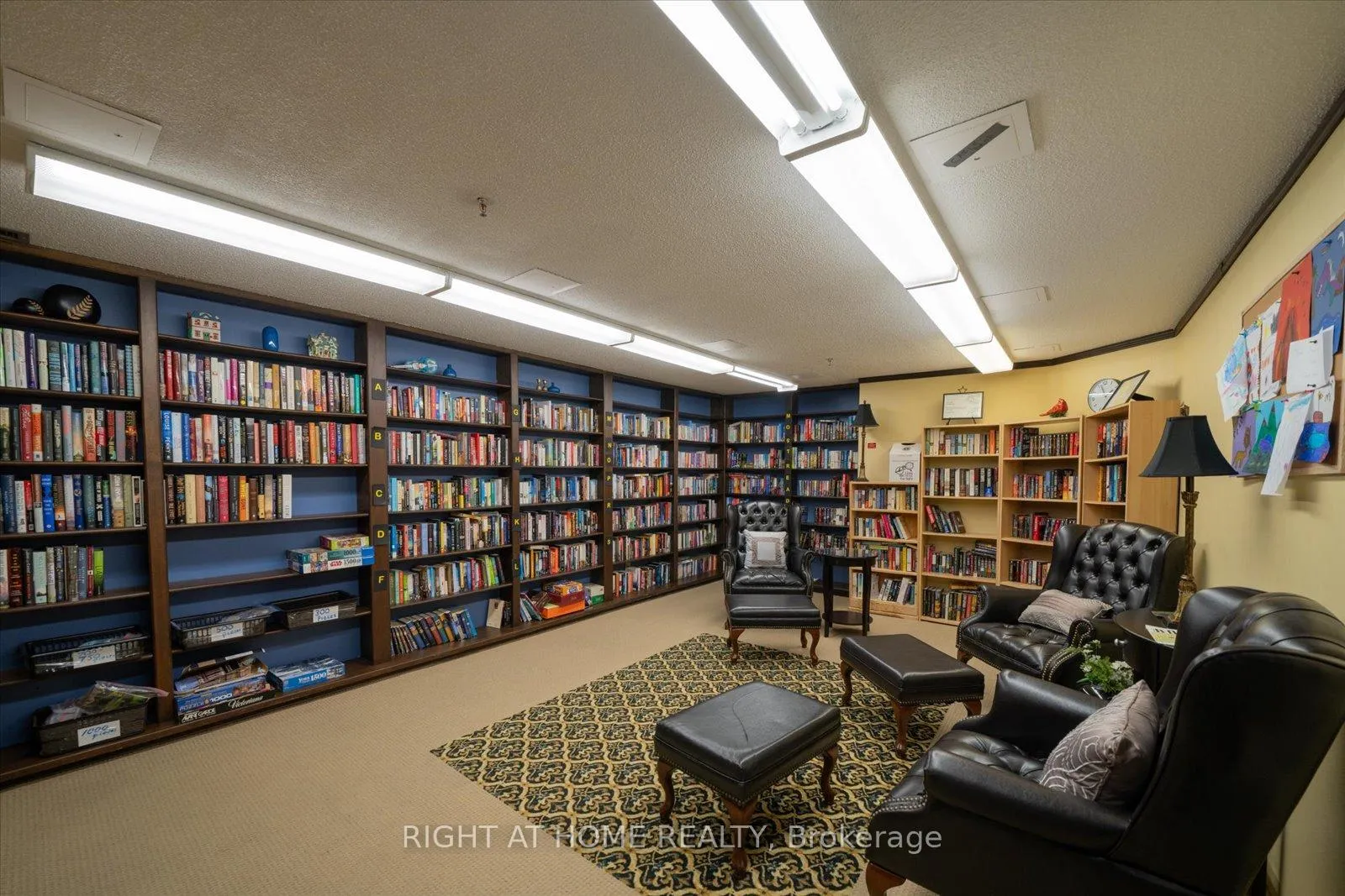 Photo 33 of Unit 411, 55 William Street E, Oshawa, McLaughlin — HOMEH