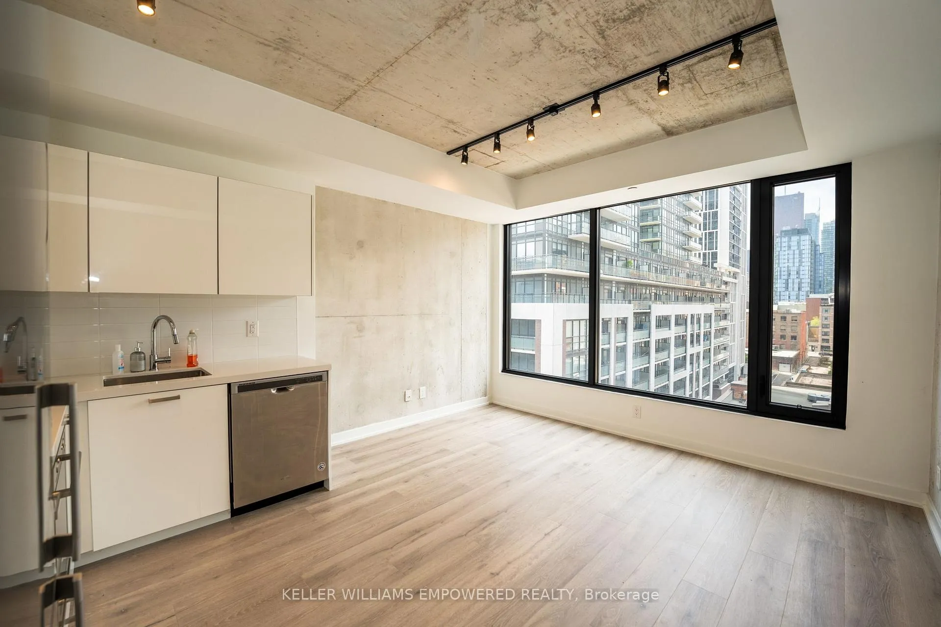 Front of Unit 713, 55 Ontario Street