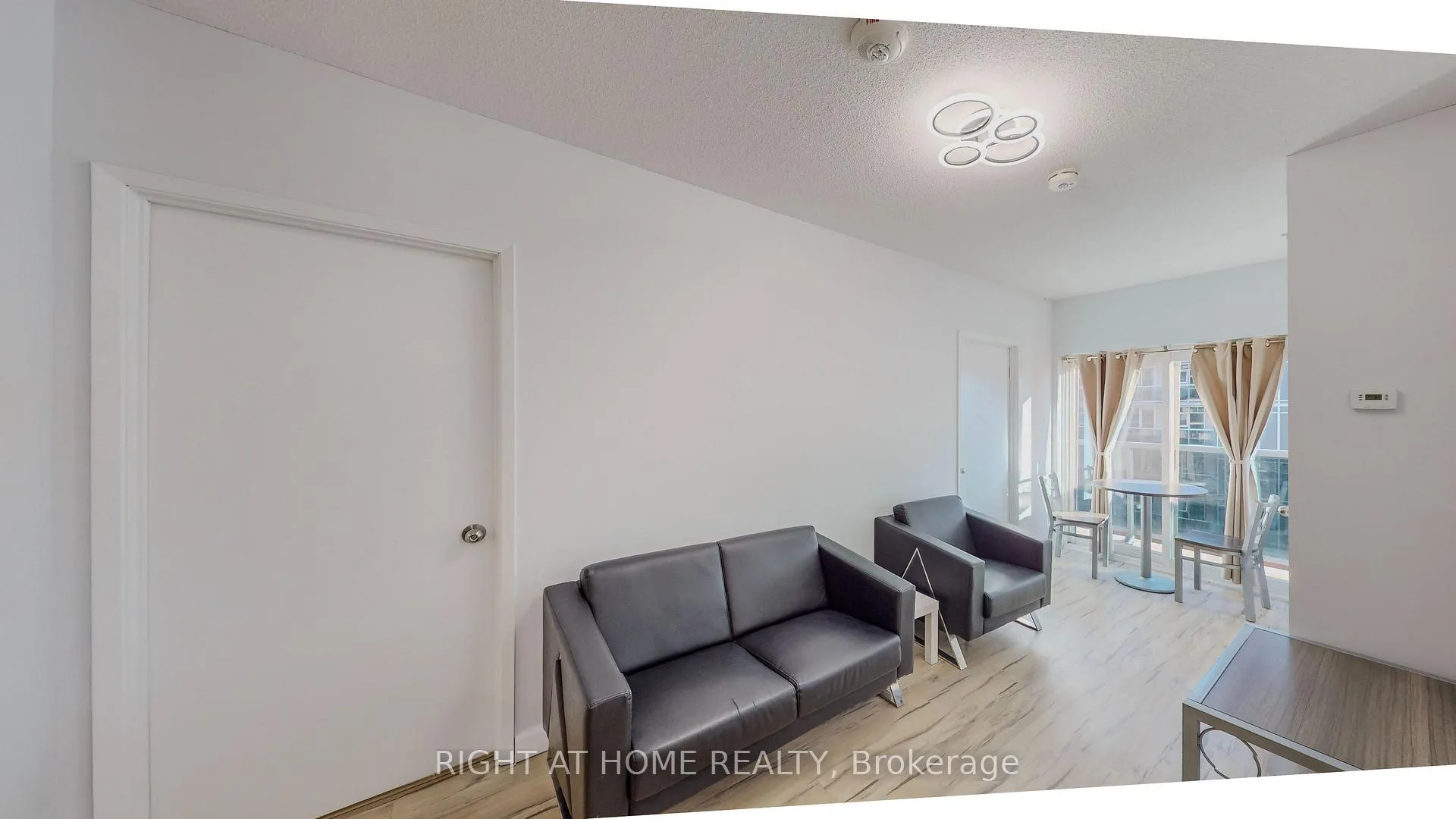 Photo 12 of Unit 1618, 258A Sunview Street, Waterloo — HOMEH