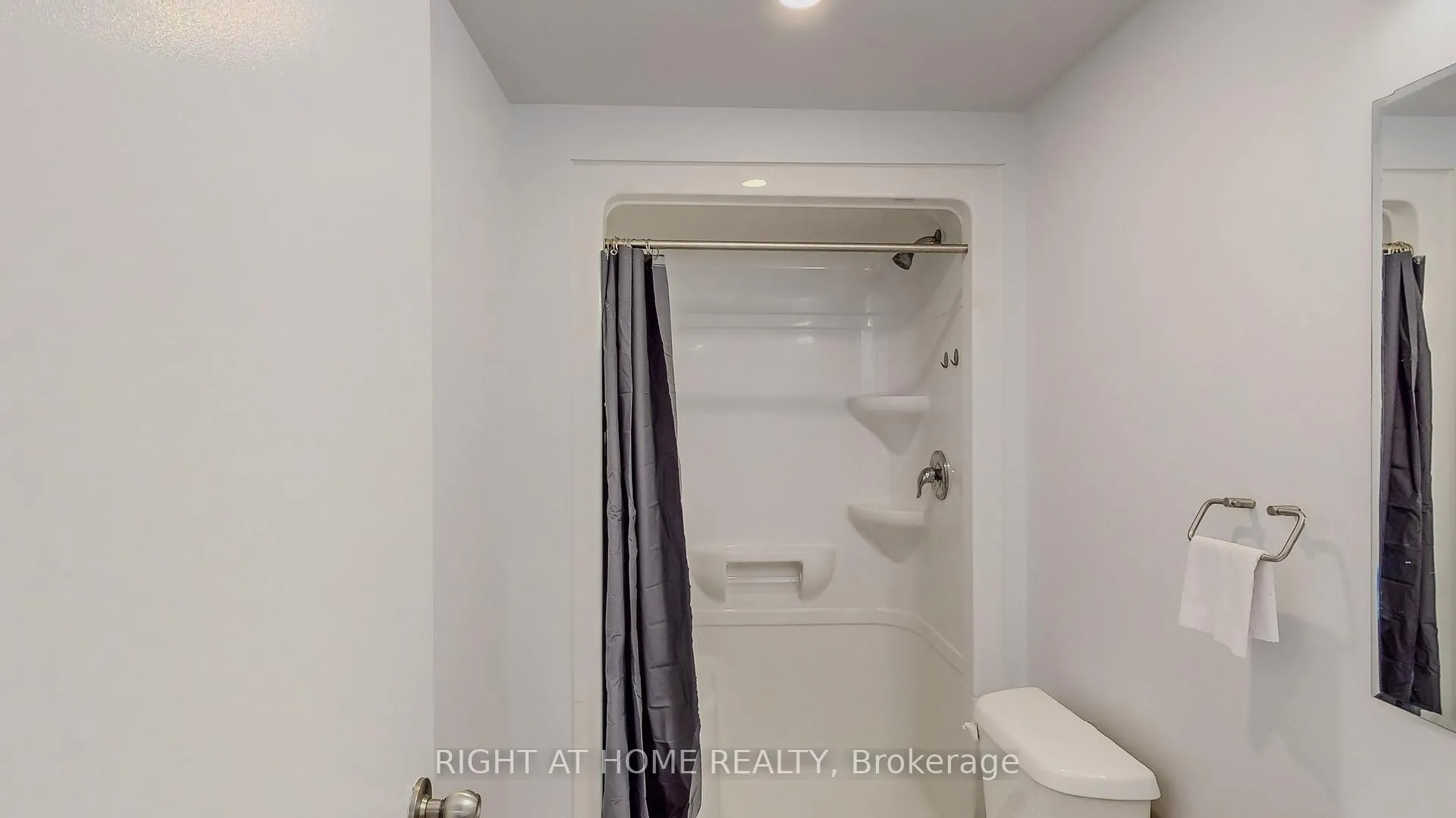 Photo 21 of Unit 1618, 258A Sunview Street, Waterloo — HOMEH