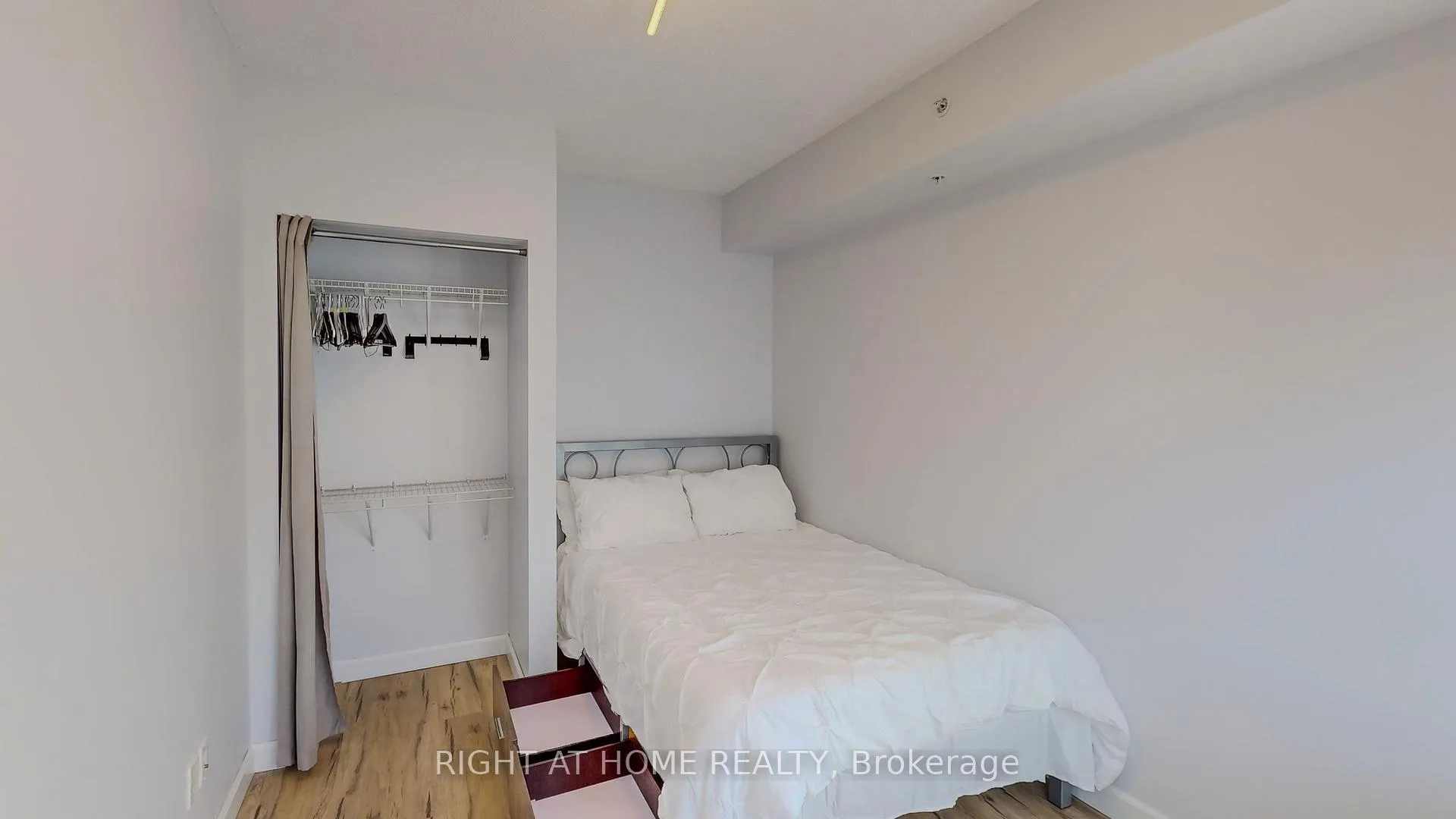 Photo 23 of Unit 1618, 258A Sunview Street, Waterloo — HOMEH
