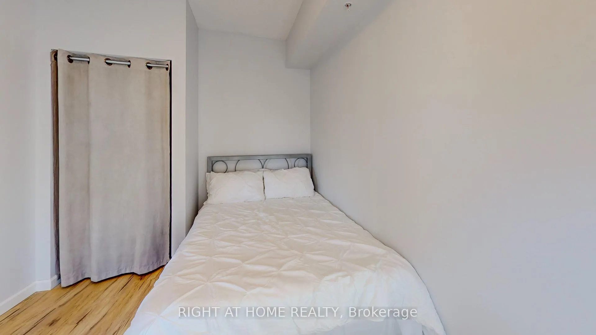 Photo 24 of Unit 1618, 258A Sunview Street, Waterloo — HOMEH