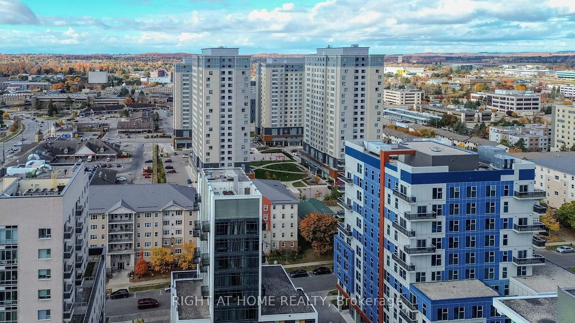 Photo 37 of Unit 1618, 258A Sunview Street, Waterloo — HOMEH