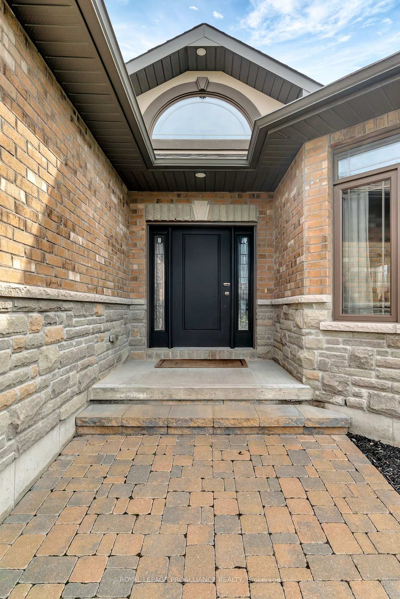 Photo 3 of 66 Scenic Drive, Belleville, Thurlow Ward — HOMEH