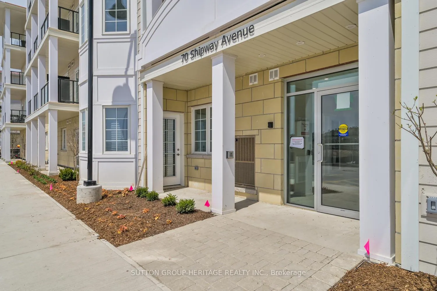 Photo 3 of Unit 304, 70 Shipway Avenue, Clarington, Newcastle — HOMEH