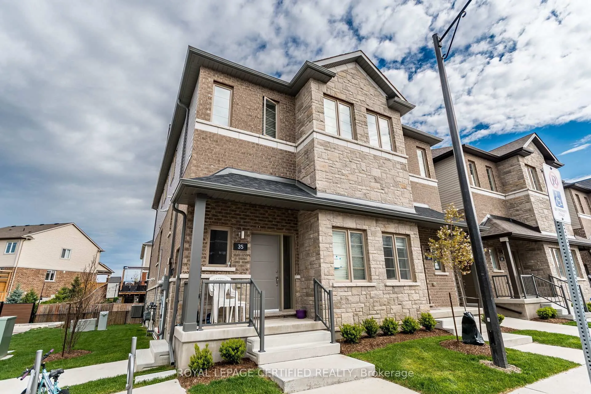 Front of Unit 35, 205 West Oak Trail