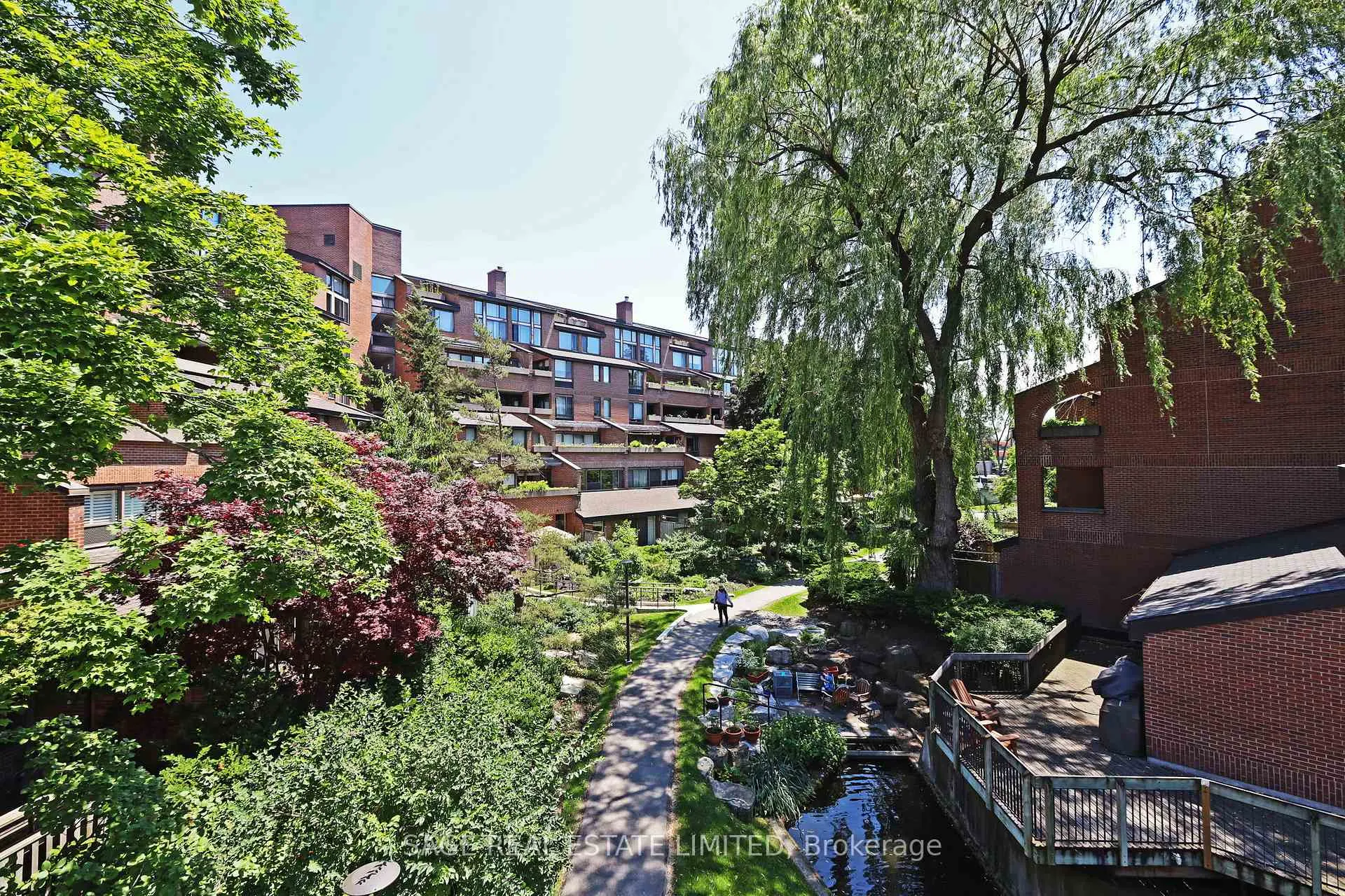 Front of Unit 316, 40 Sylvan Valleyway