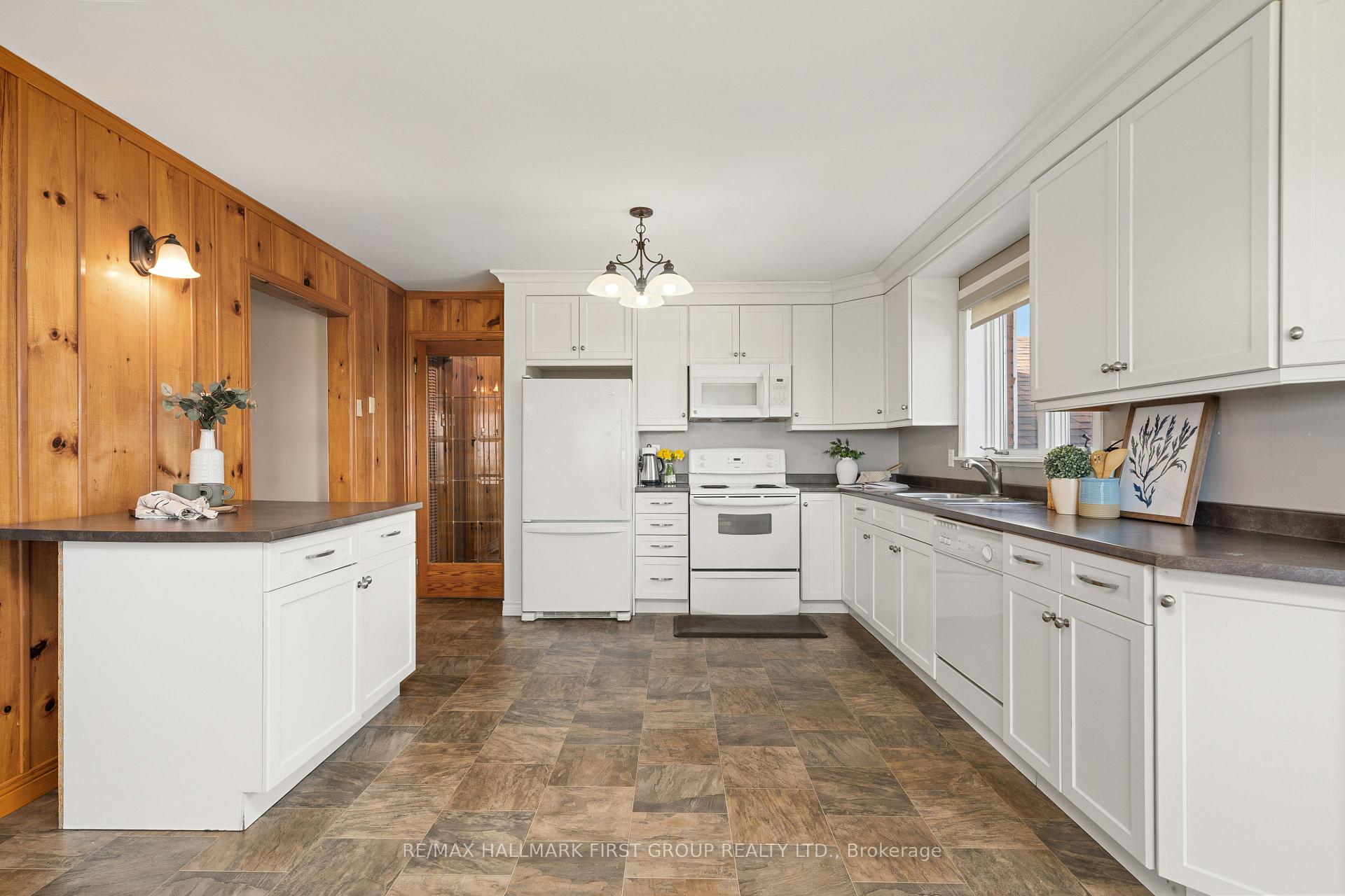 Photo 10 of 9128 Danforth Road E, Cobourg — HOMEH