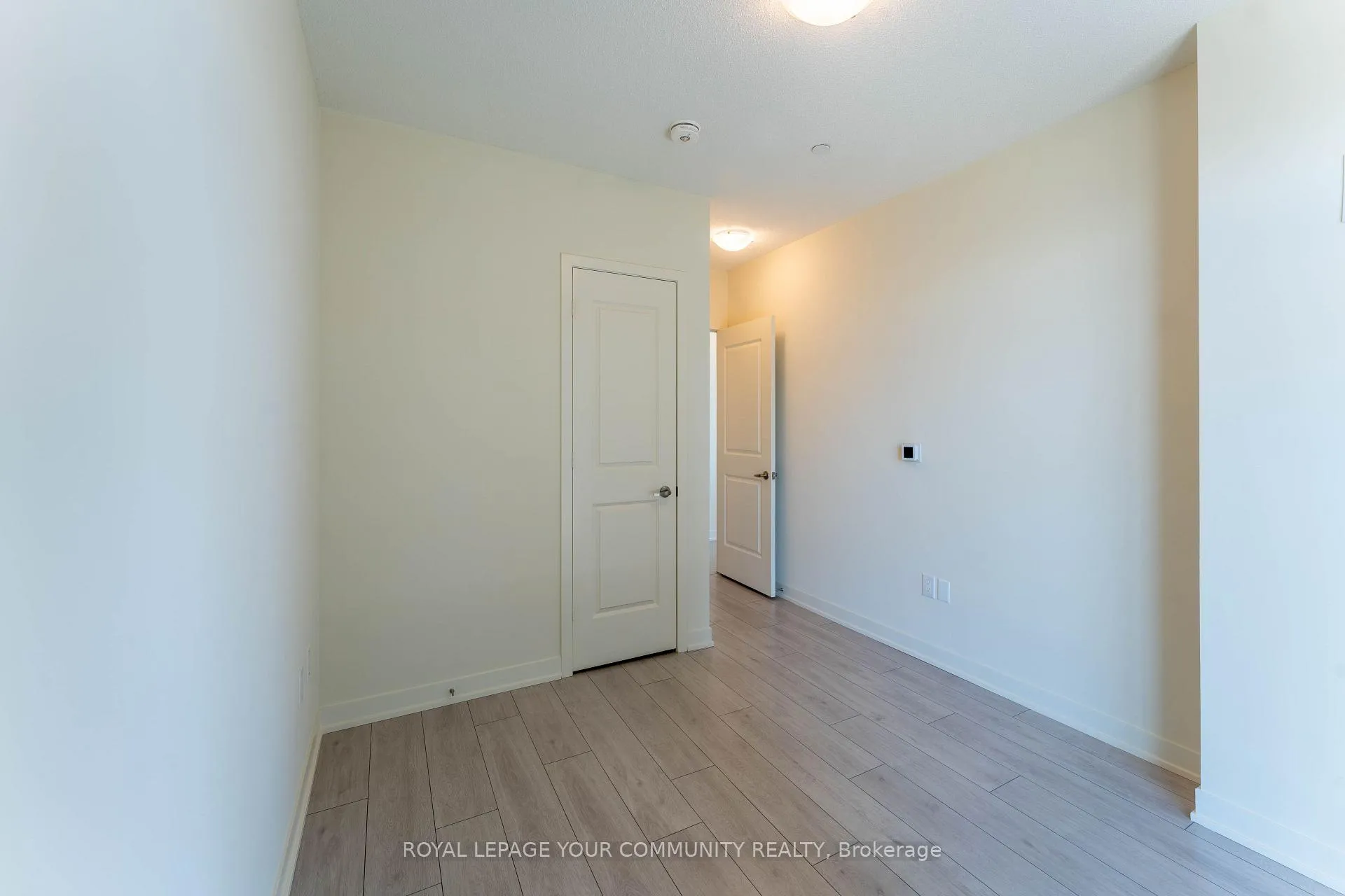 Photo 12 of Unit 4205, 38 Annie Craig Drive, Etobicoke, Mimico — HOMEH