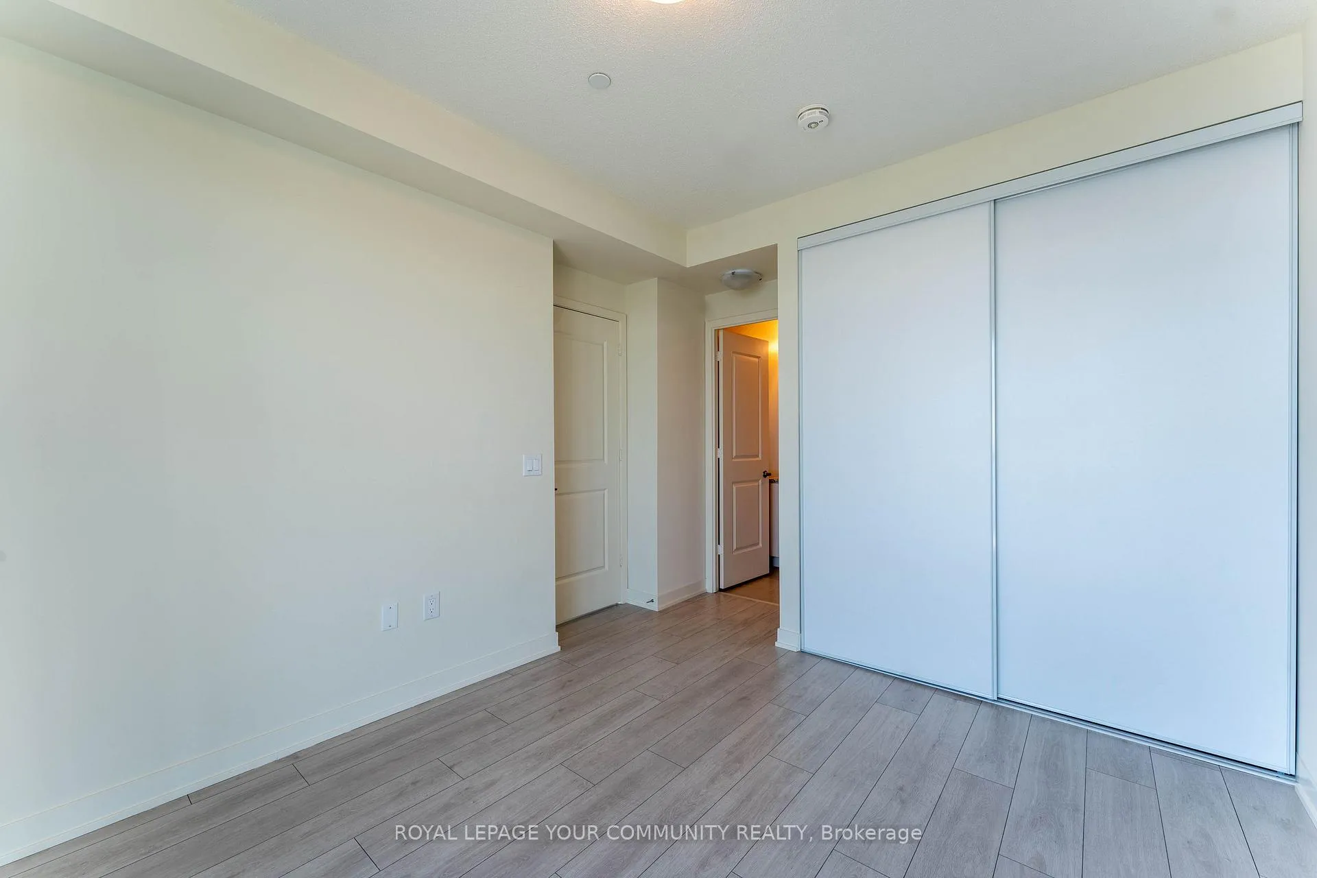 Photo 15 of Unit 4205, 38 Annie Craig Drive, Etobicoke, Mimico — HOMEH