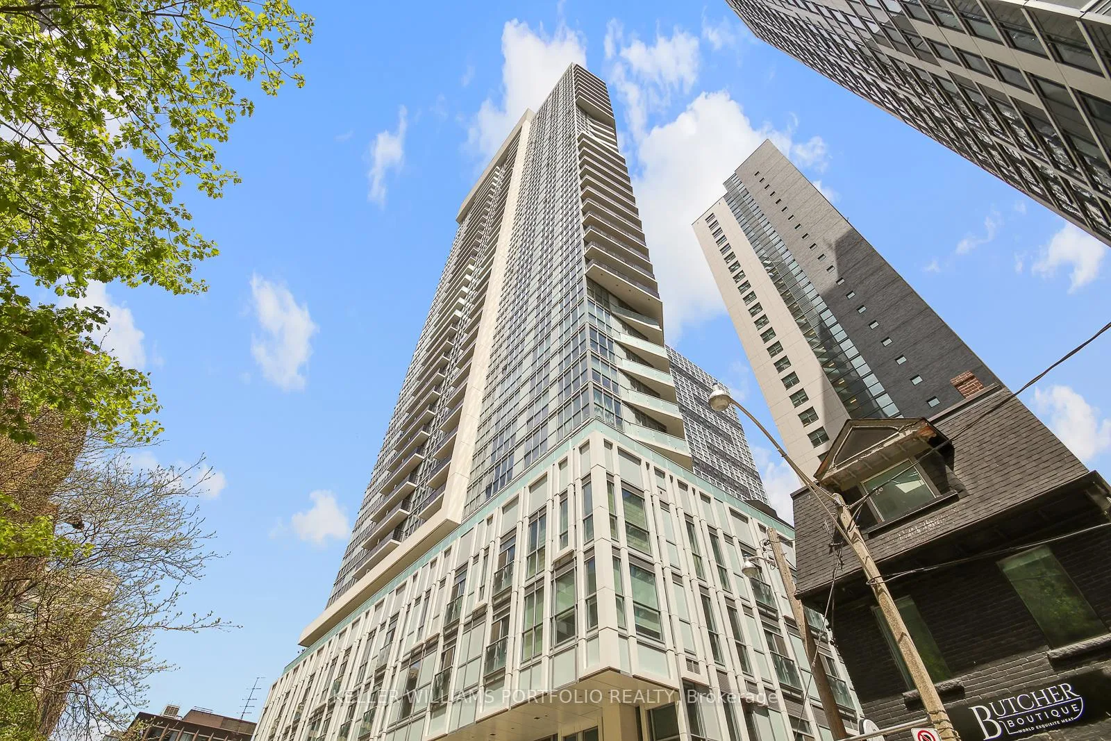 Photo 1 of Unit 902, 77 Mutual Street, Toronto, Church-Yonge Corridor — HOMEH