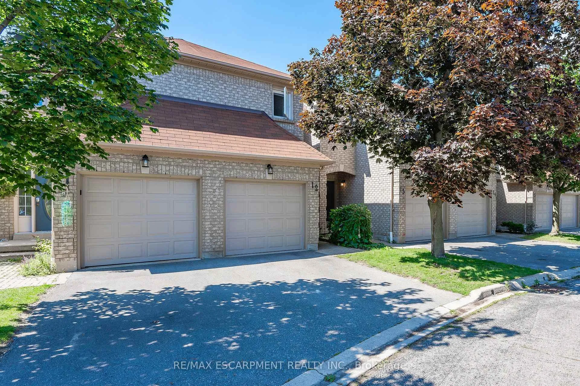 Photo 2 of Unit 12, 75 Ryan's Way, Hamilton, Waterdown — HOMEH