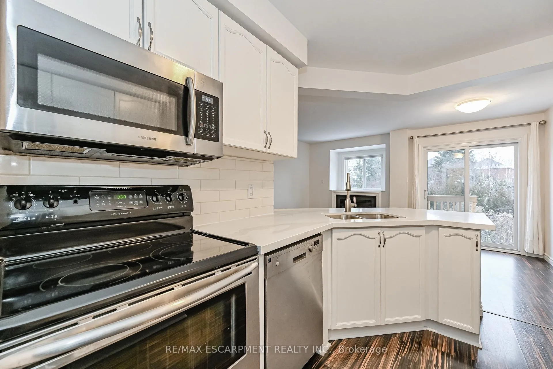 Photo 11 of Unit 12, 75 Ryan's Way, Hamilton, Waterdown — HOMEH