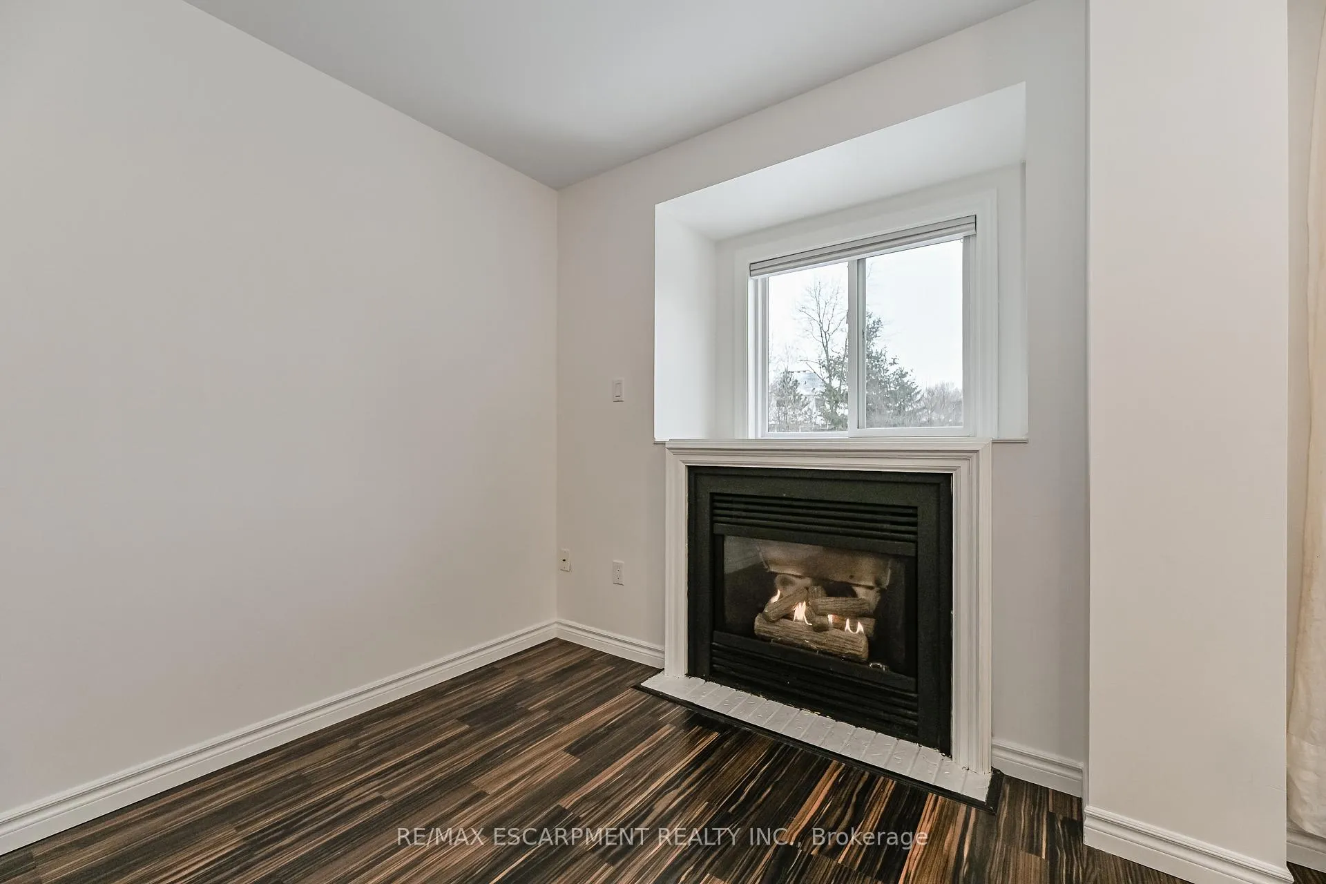 Photo 13 of Unit 12, 75 Ryan's Way, Hamilton, Waterdown — HOMEH