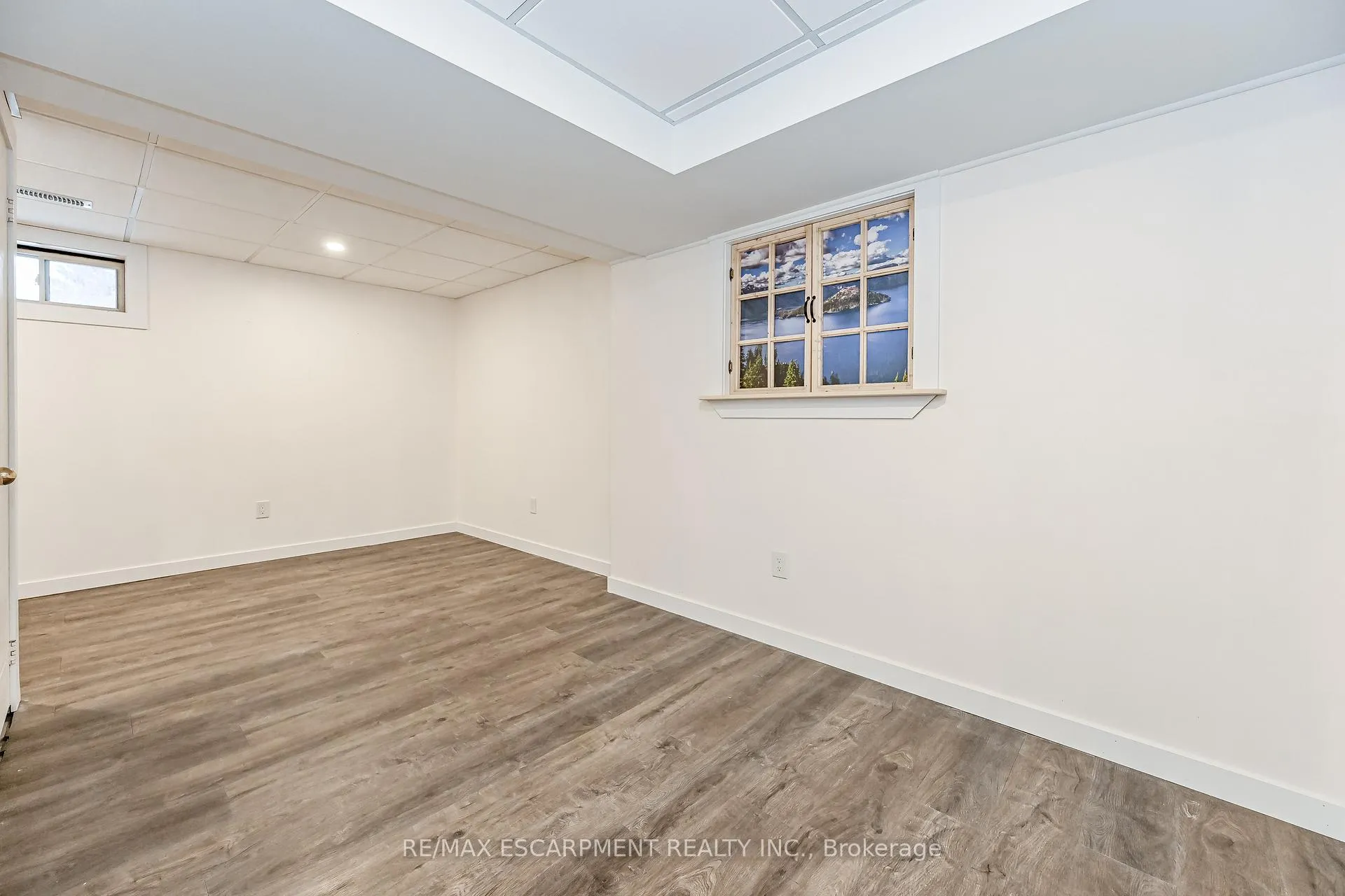 Photo 28 of Unit 12, 75 Ryan's Way, Hamilton, Waterdown — HOMEH