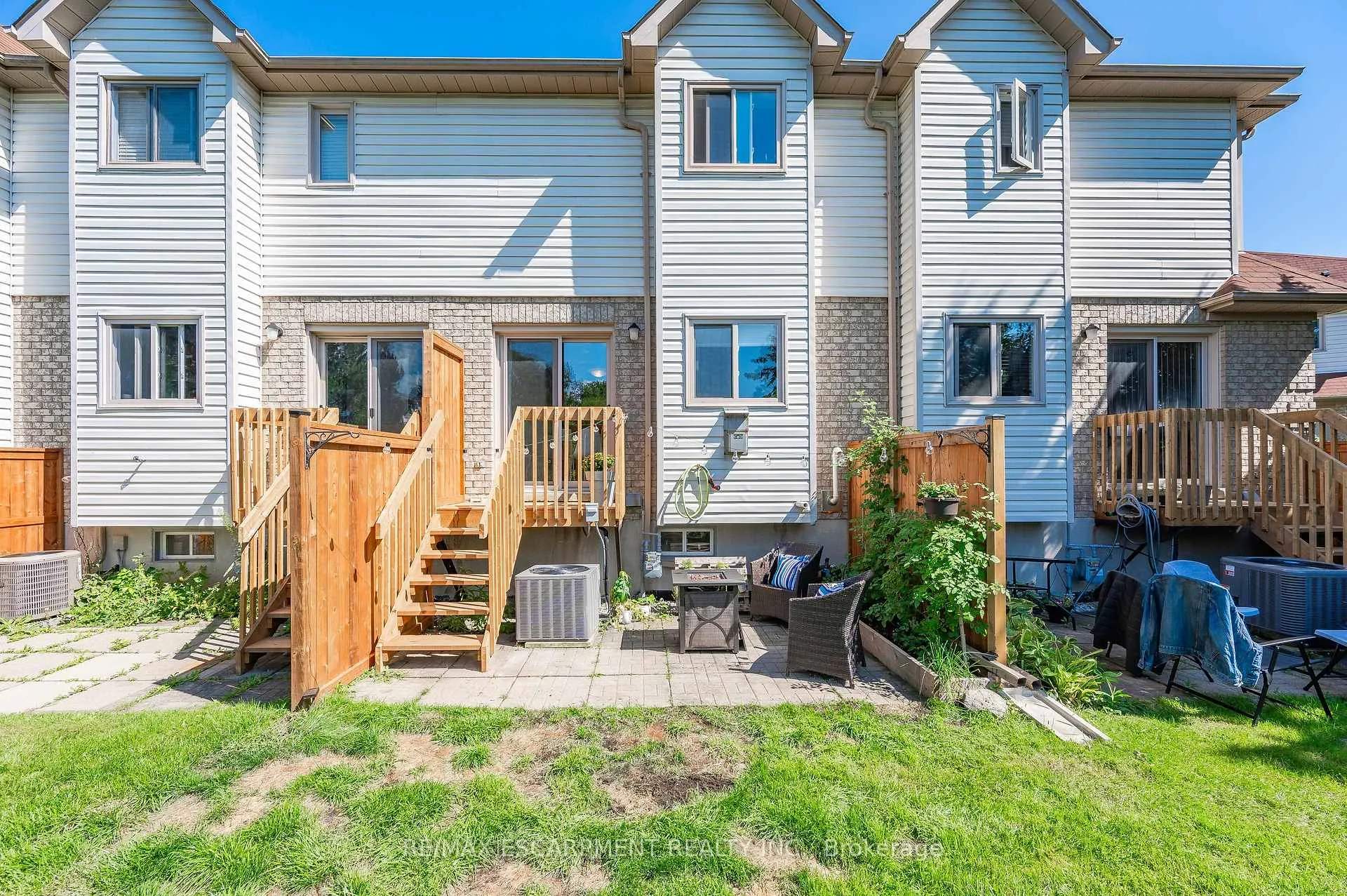 Photo 34 of Unit 12, 75 Ryan's Way, Hamilton, Waterdown — HOMEH