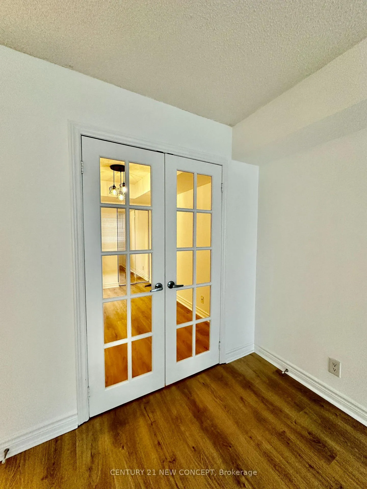 Photo 7 of Unit 409, 225 Wellesley Street E, Toronto, Cabbagetown-South St. James Town — HOMEH