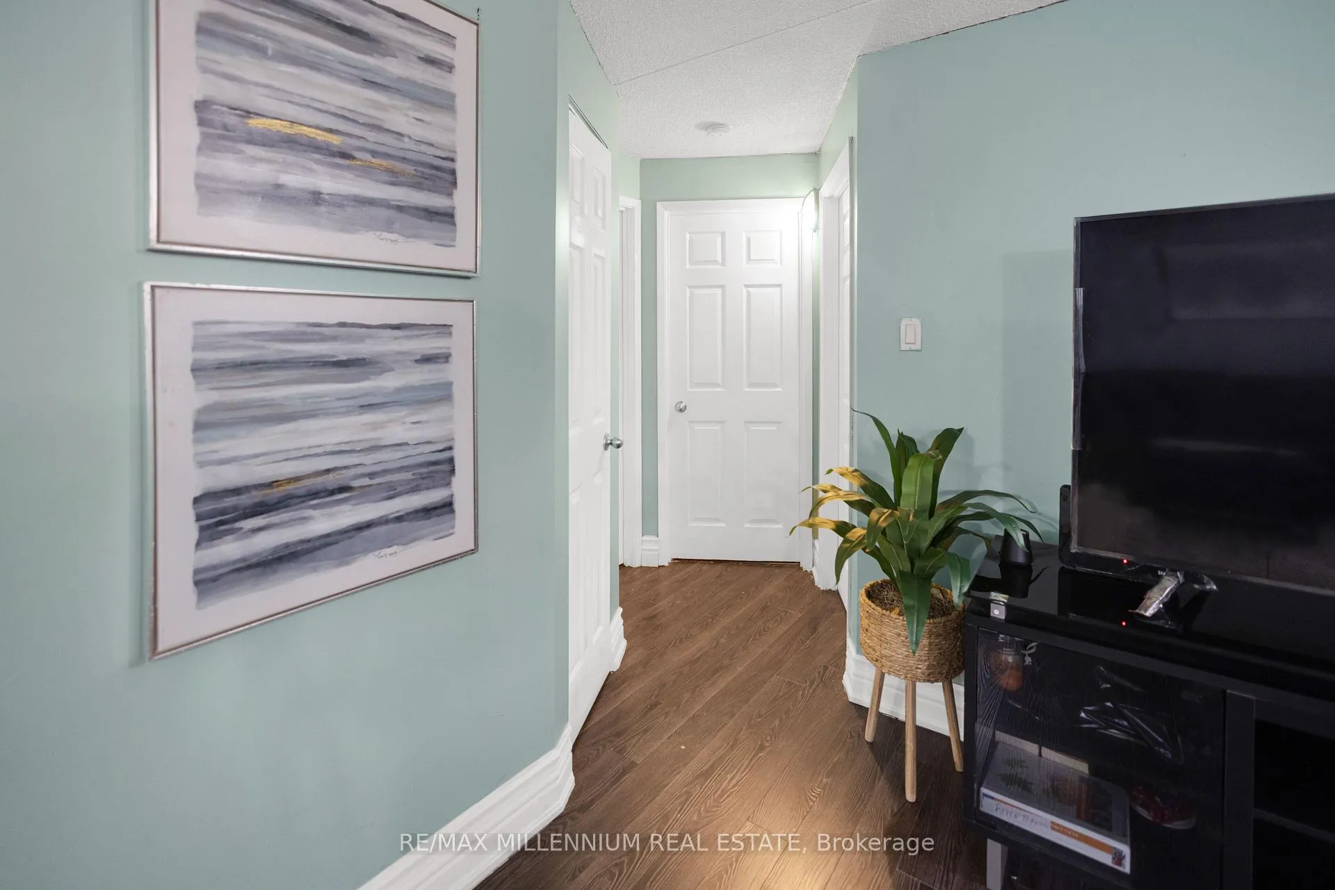Photo 13 of Unit 303, 266 Overlea Drive, Kitchener, Forest Hill — HOMEH