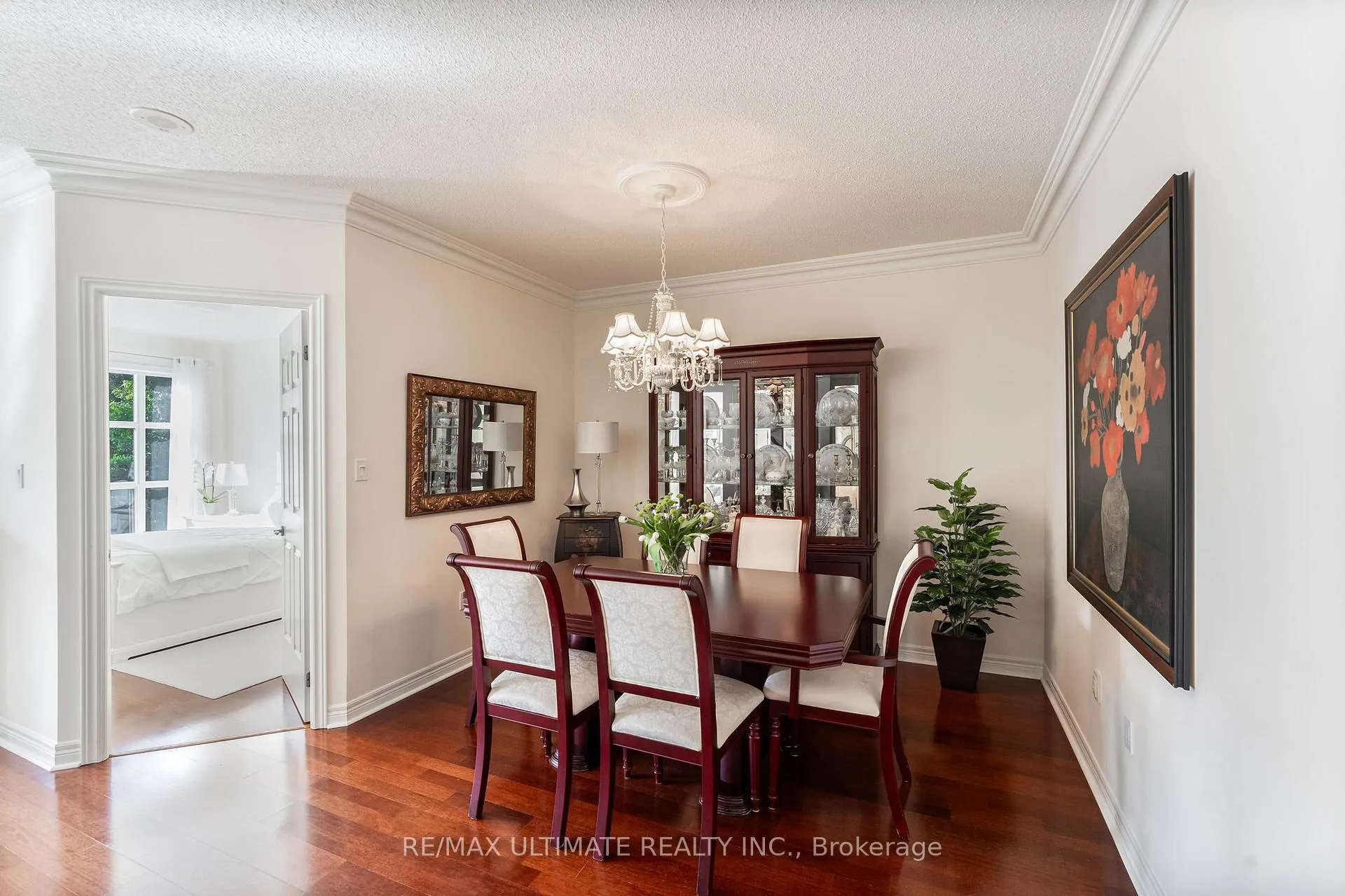 Photo 11 of Unit 203, 3085 Bloor Street W, Etobicoke, Stonegate-Queensway — HOMEH