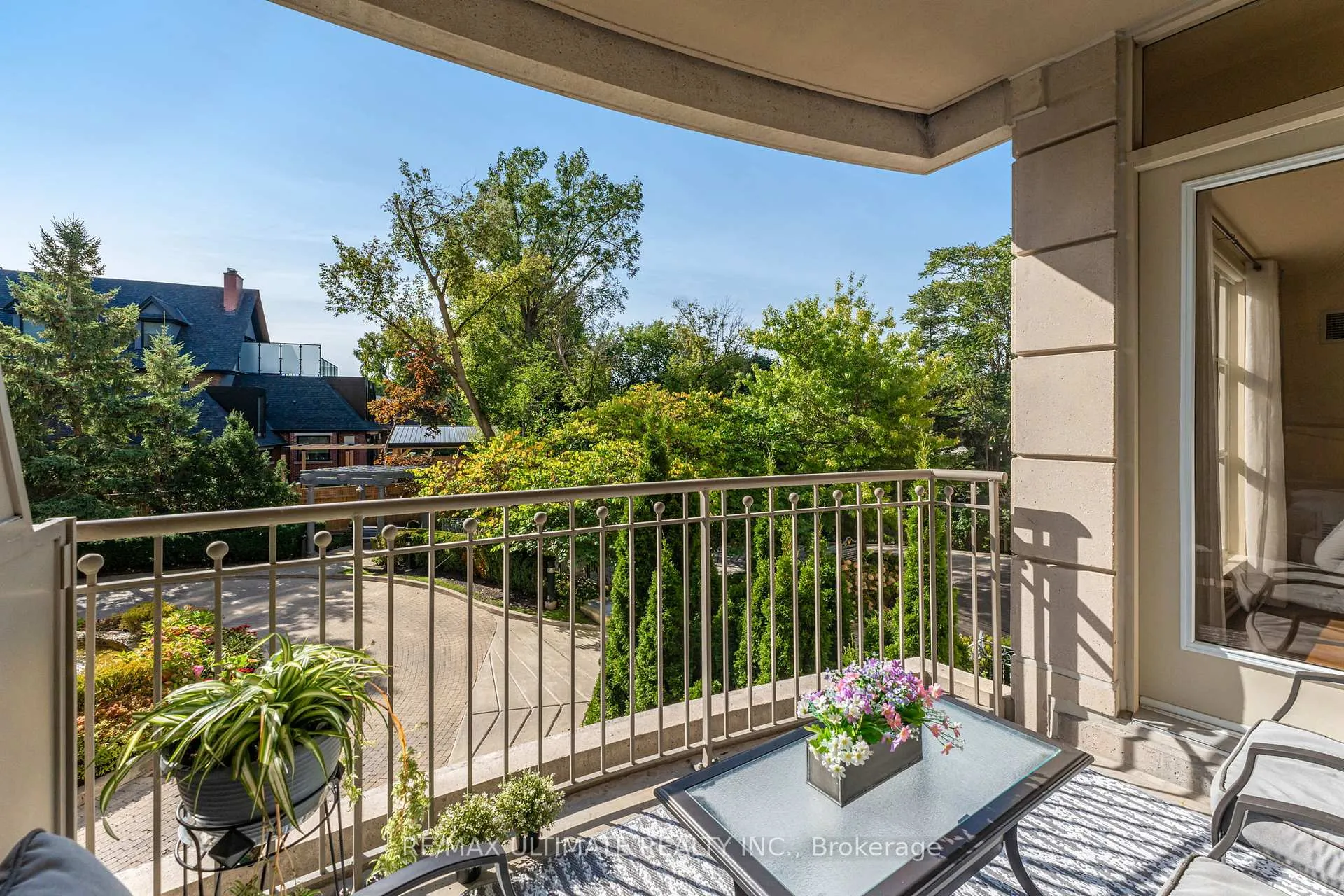 Photo 25 of Unit 203, 3085 Bloor Street W, Etobicoke, Stonegate-Queensway — HOMEH