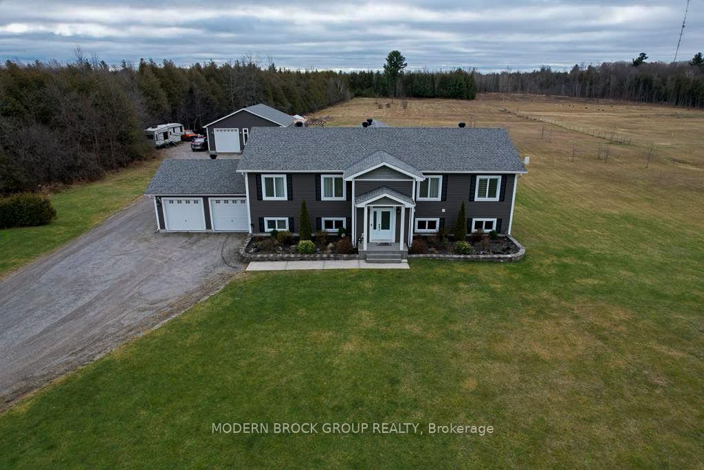 Photo 1 of 2221 Crowder Road, Edwardsburgh/Cardinal, Edwardsburgh/Cardinal Twp — HOMEH