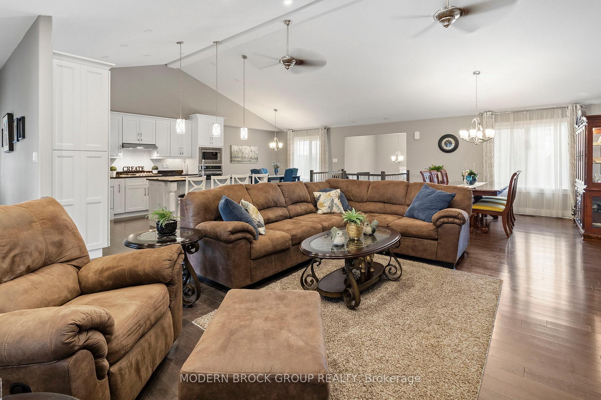 Photo 13 of 2221 Crowder Road, Edwardsburgh/Cardinal, Edwardsburgh/Cardinal Twp — HOMEH