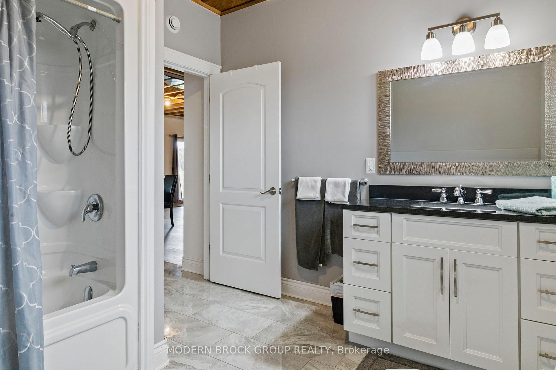 Photo 24 of 2221 Crowder Road, Edwardsburgh/Cardinal, Edwardsburgh/Cardinal Twp — HOMEH