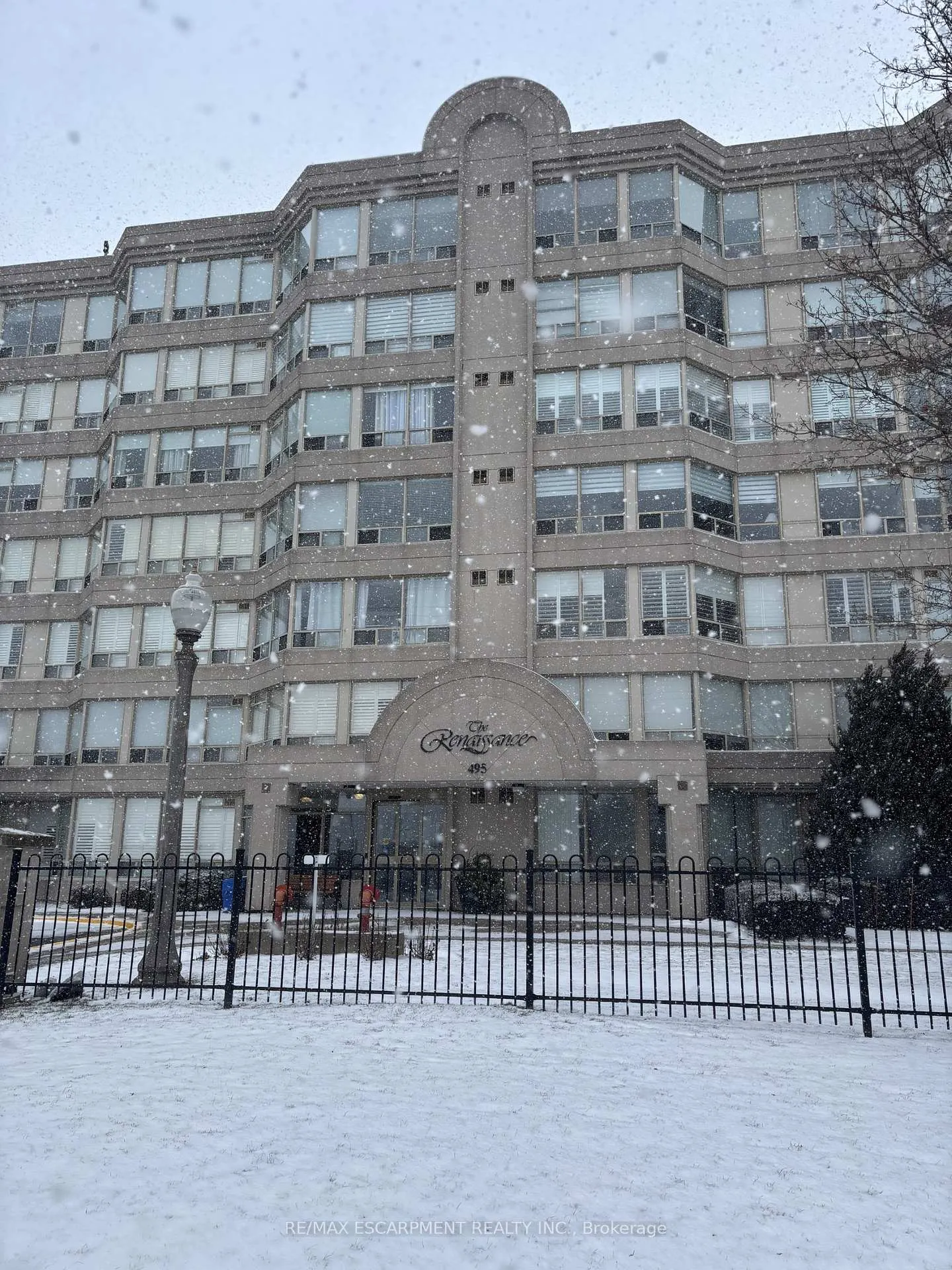 Photo 1 of Unit 606, 495 Highway 8, Hamilton, Stoney Creek — HOMEH