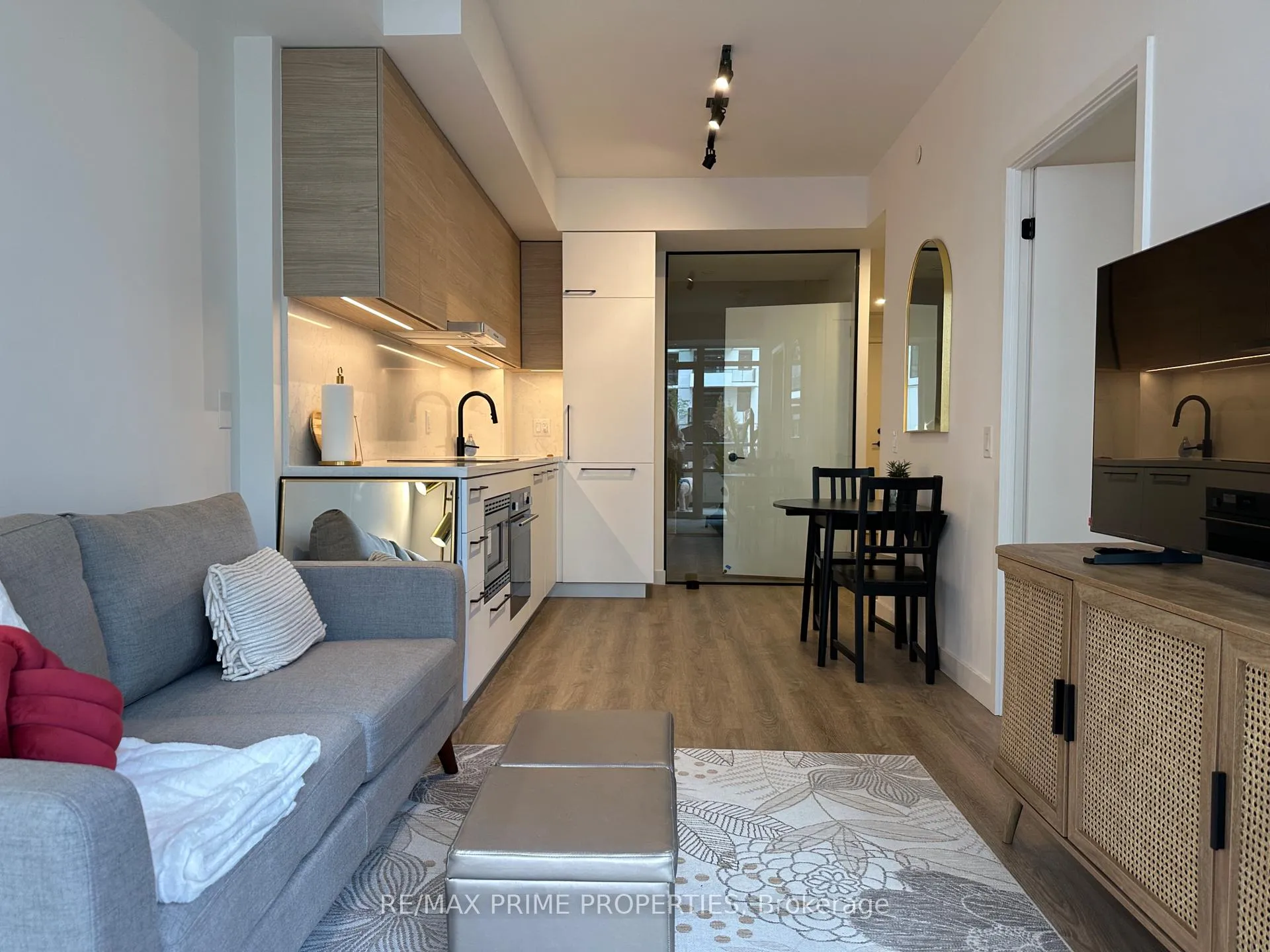 Photo 5 of Unit 344, 1050 Eastern Avenue, Toronto, The Beaches — HOMEH