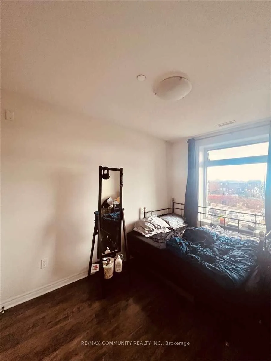 Photo 4 of Unit 212, 7325 Markham Road, Markham, Cedarwood — HOMEH