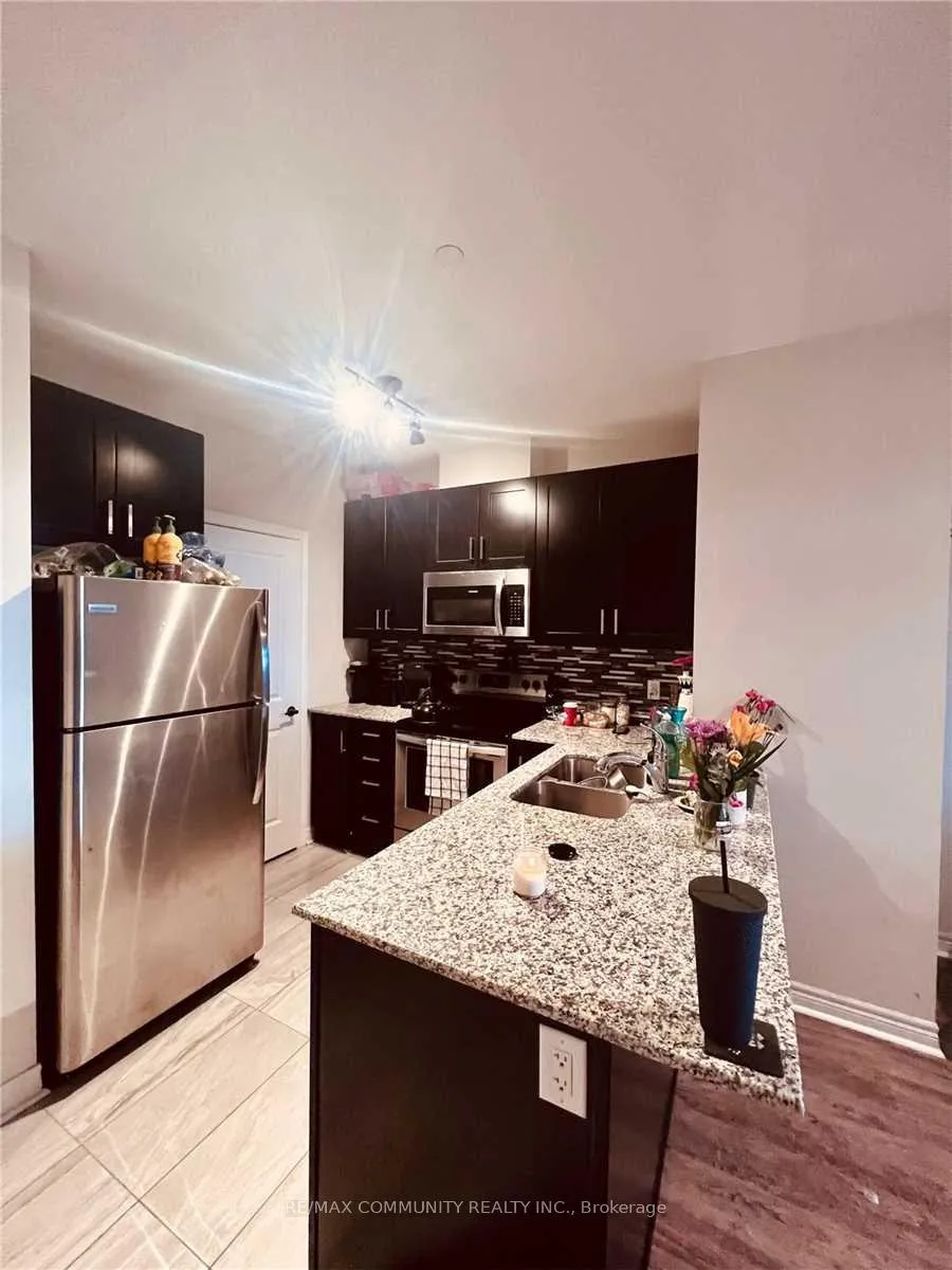 Photo 9 of Unit 212, 7325 Markham Road, Markham, Cedarwood — HOMEH
