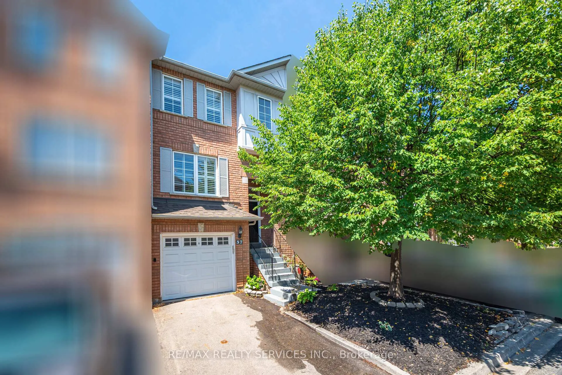 Photo 4 of Unit 37, 170 Havelock Drive, Brampton, Fletcher's Creek South — HOMEH