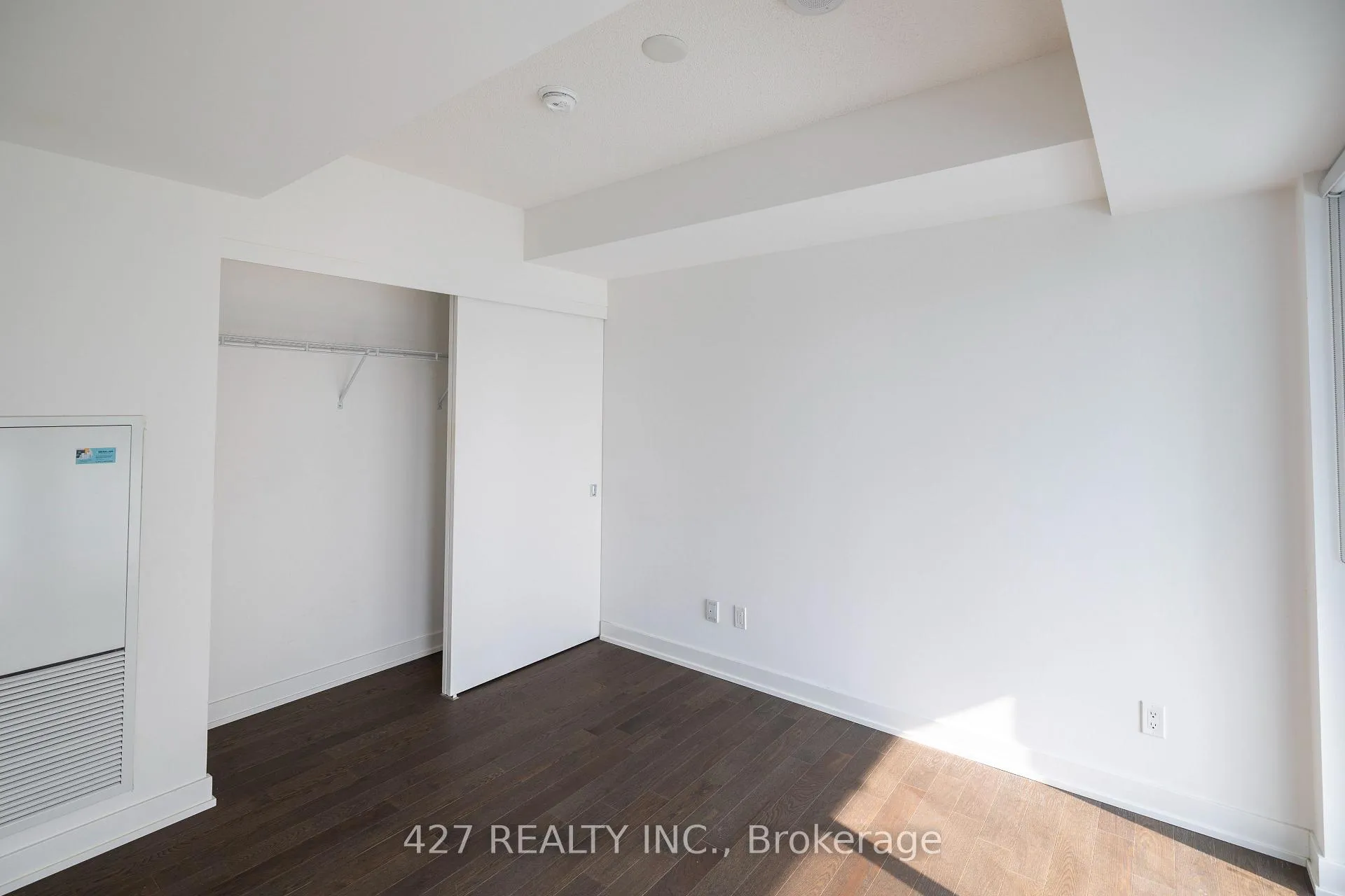 Photo 7 of Unit 1812, 25 Richmond St E Street, Toronto, Church-Yonge Corridor — HOMEH