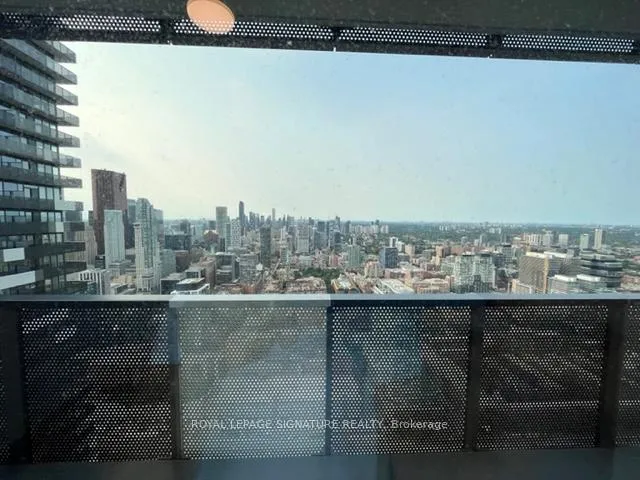 Photo 12 of Unit 6003, 138 Downes Street, Toronto, Waterfront Communities — HOMEH