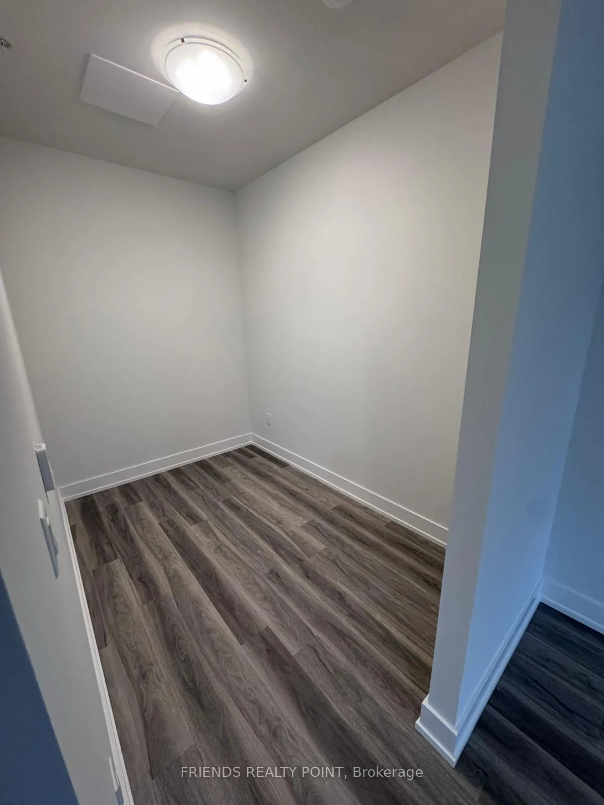 Photo 6 of Unit 505, 1100 Lackner Place S, Kitchener — HOMEH
