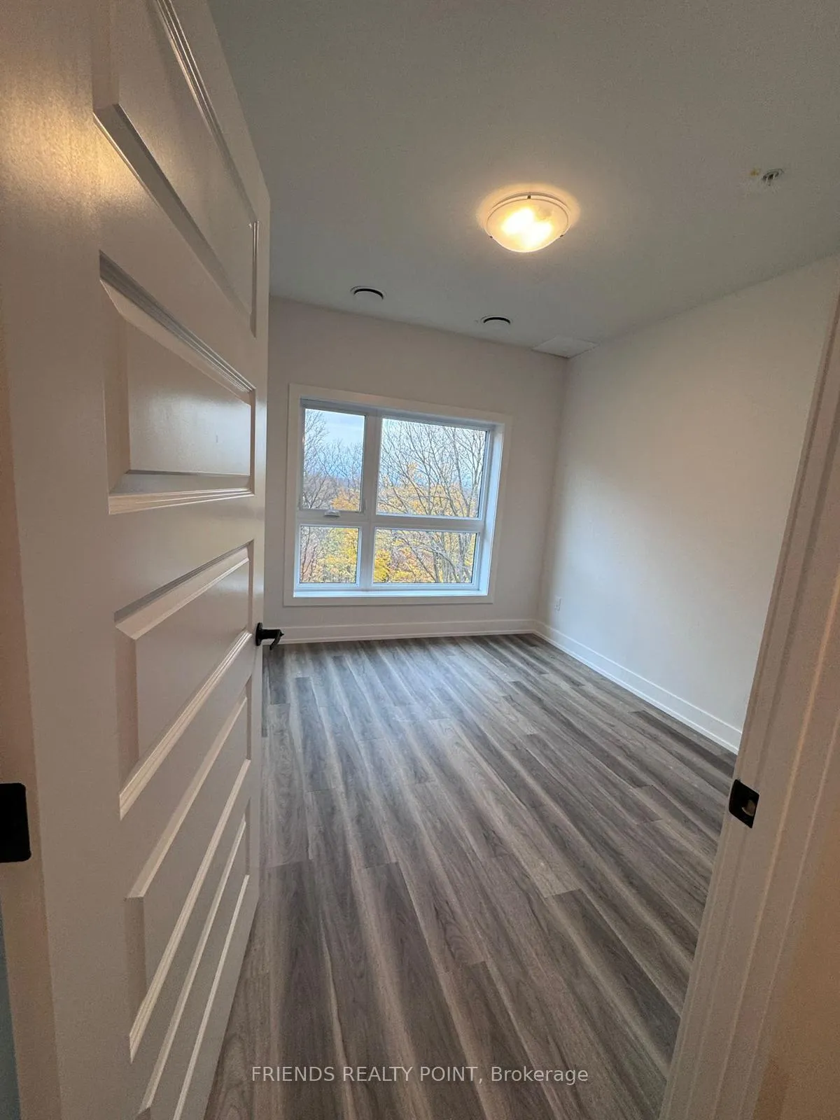 Photo 8 of Unit 505, 1100 Lackner Place S, Kitchener — HOMEH