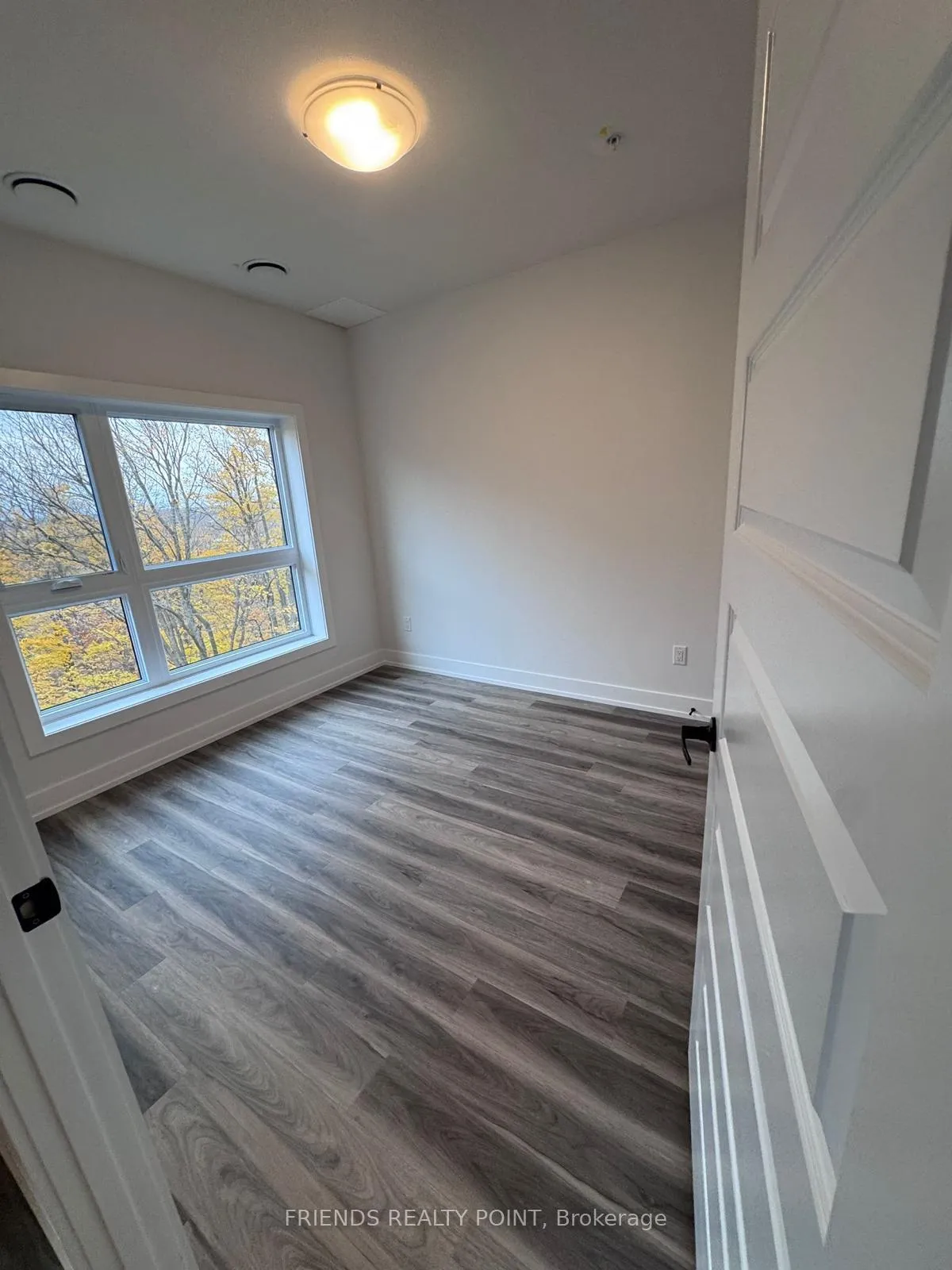 Photo 11 of Unit 505, 1100 Lackner Place S, Kitchener — HOMEH