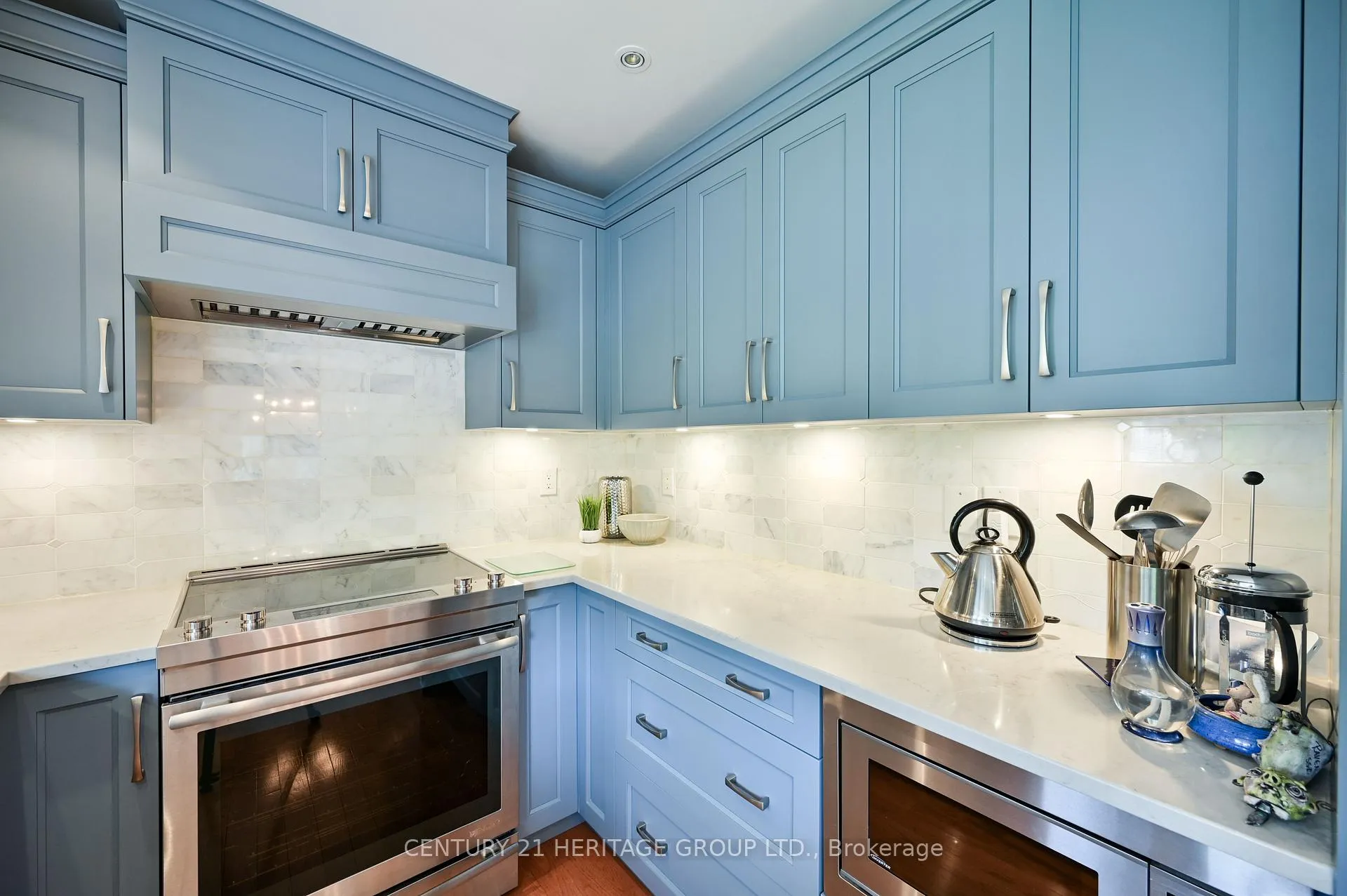Photo 14 of Unit 2, 23 Reddington Drive, Caledon, Palgrave — HOMEH