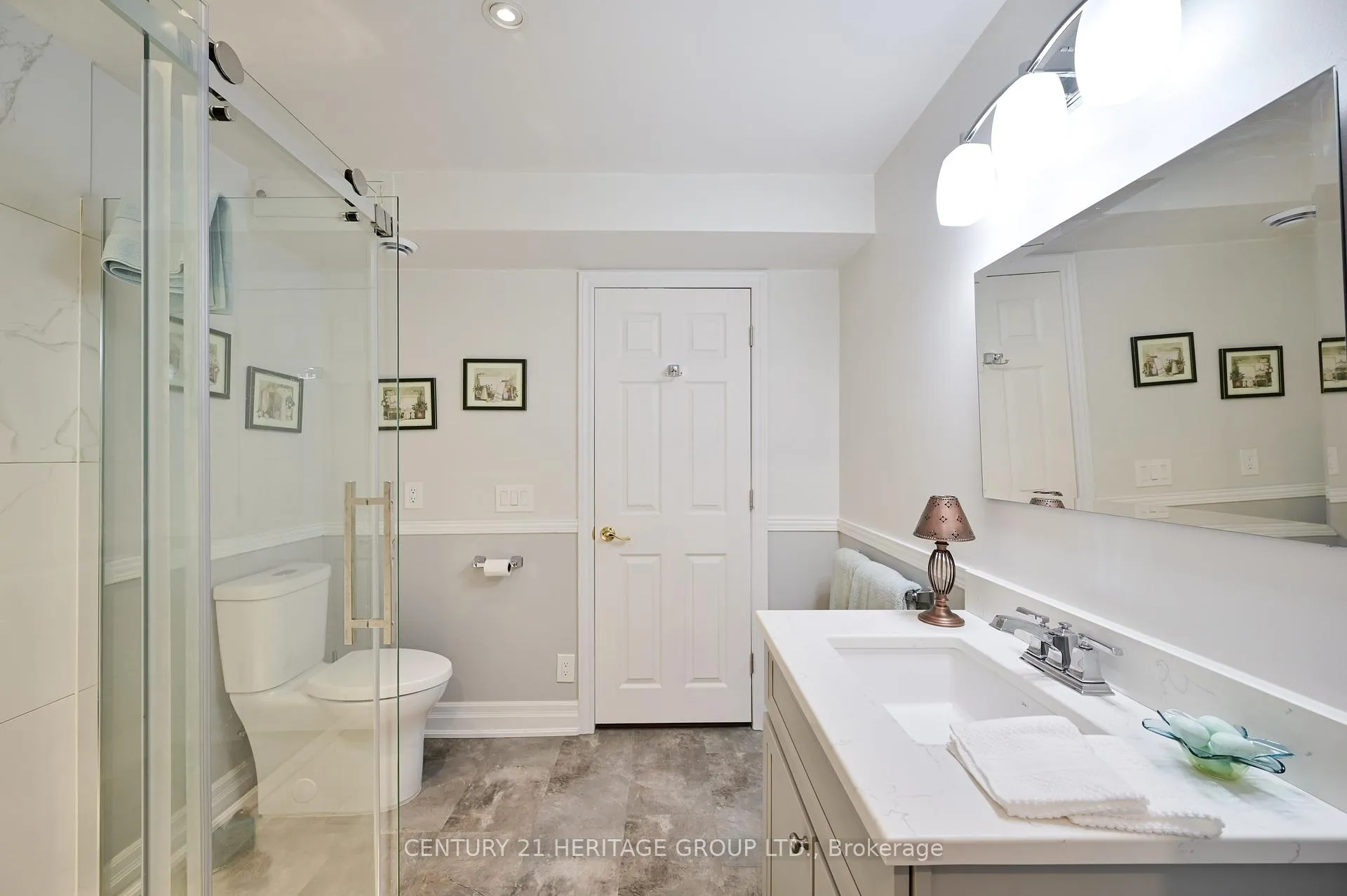 Photo 24 of Unit 2, 23 Reddington Drive, Caledon, Palgrave — HOMEH