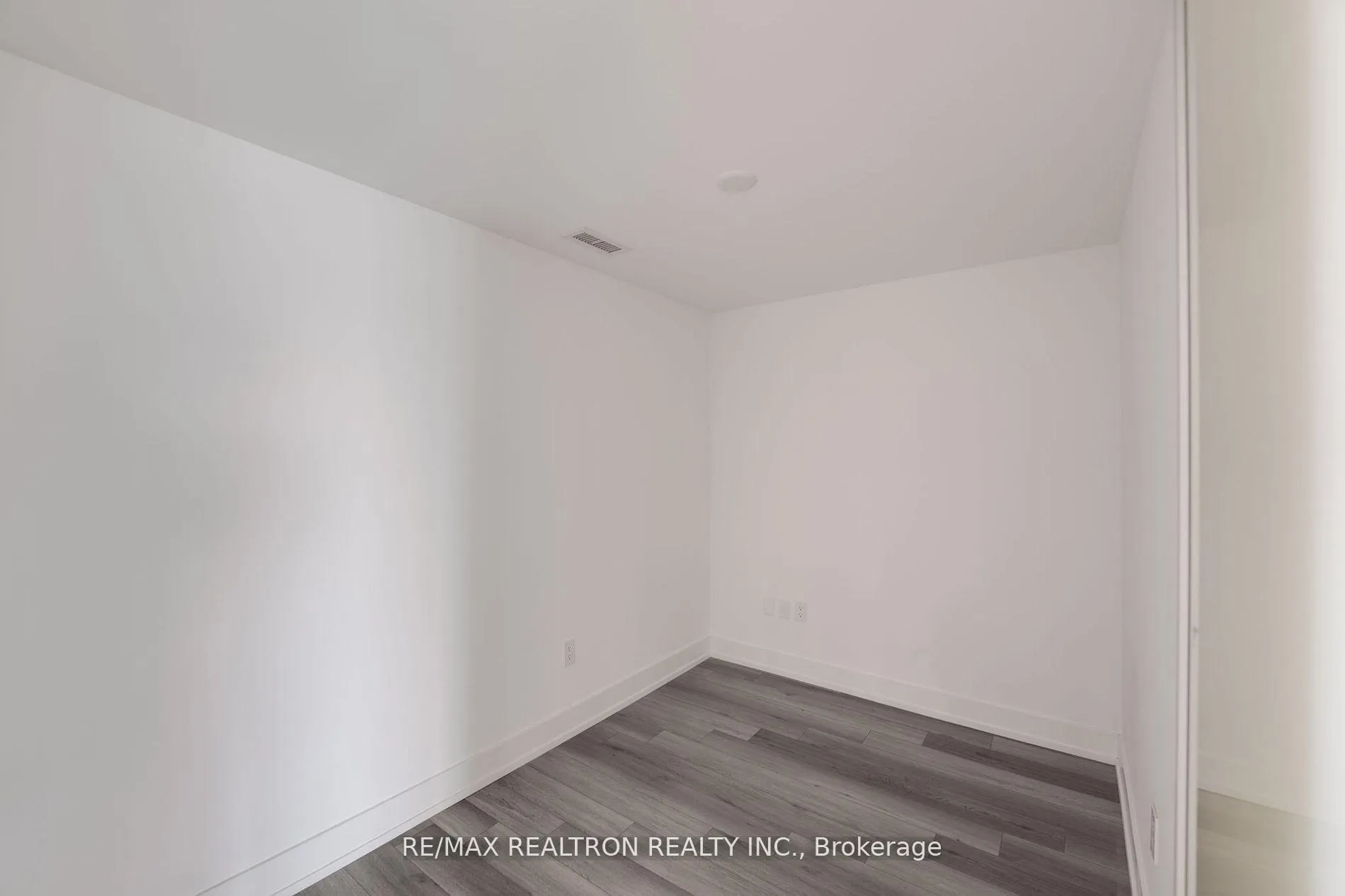 Photo 9 of Unit 815, 9 Clegg Road, Markham, Unionville — HOMEH