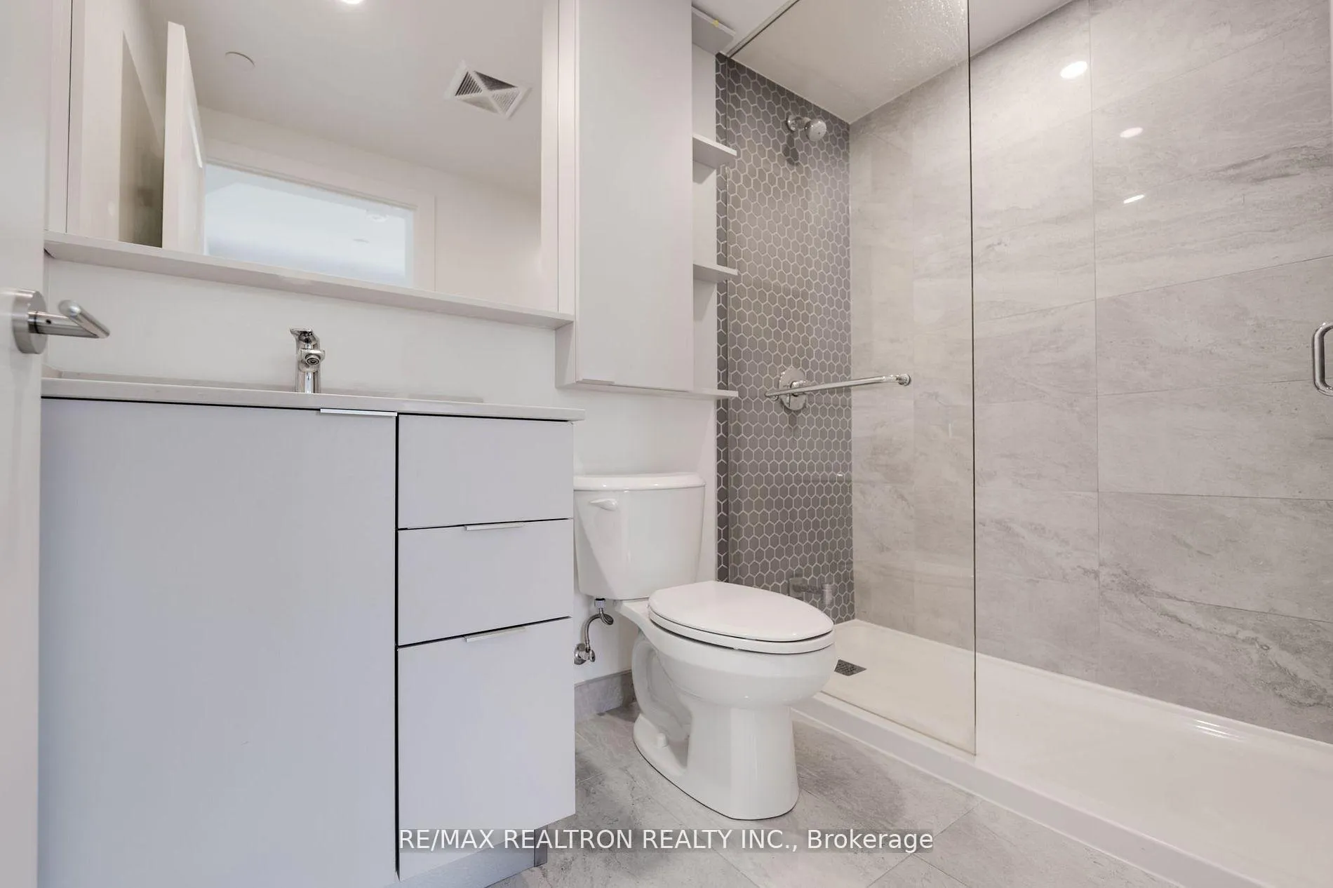 Photo 12 of Unit 815, 9 Clegg Road, Markham, Unionville — HOMEH
