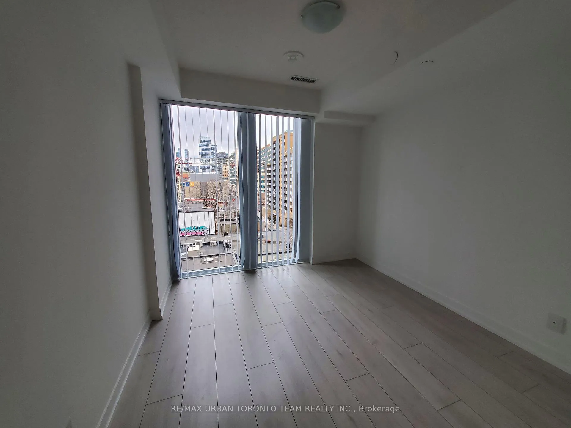 Photo 4 of Unit 711, 60 Shuter Street, Toronto, Church-Yonge Corridor — HOMEH