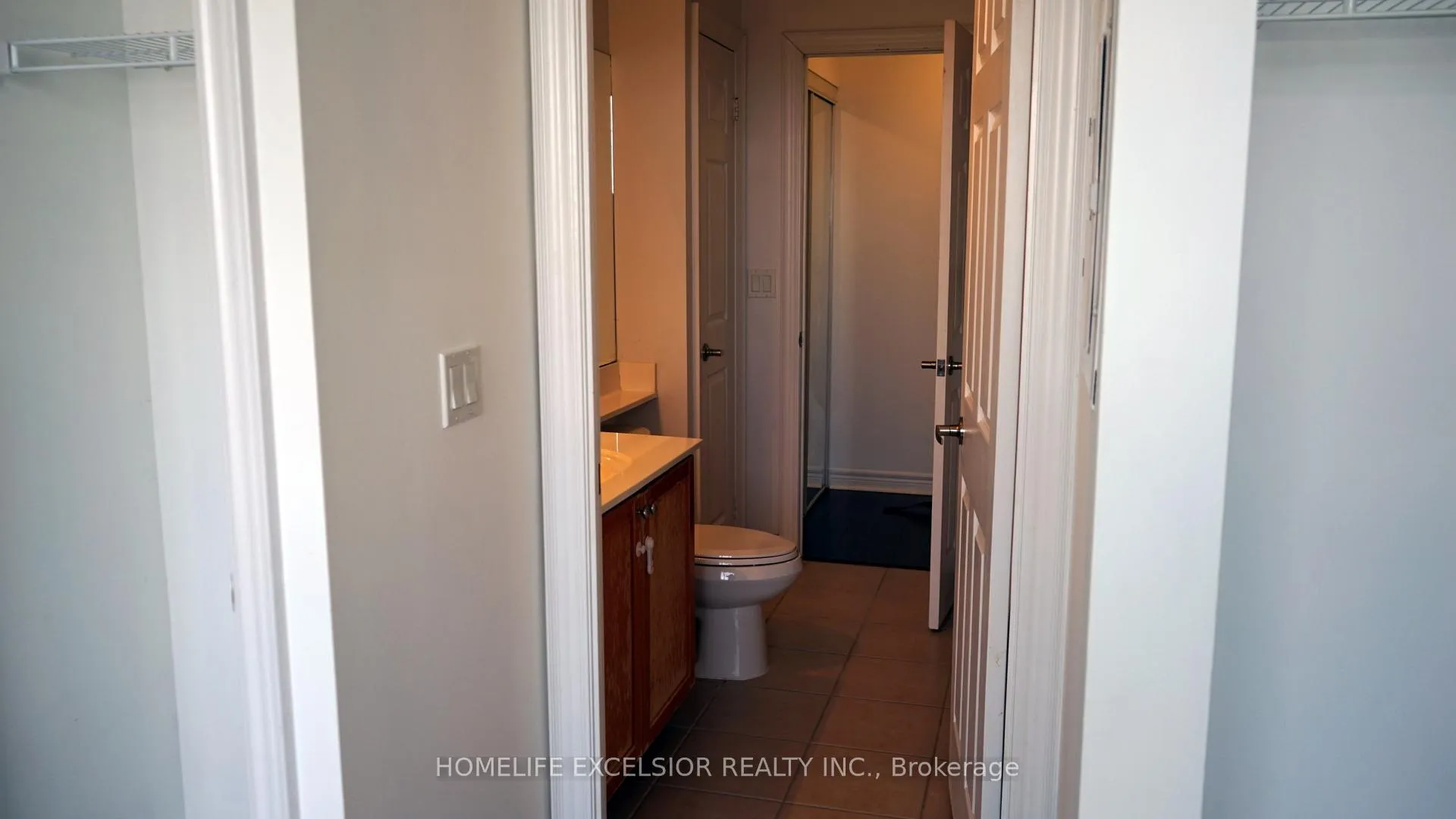 Photo 8 of Unit 923, 33 Cox Boulevard, Markham, Unionville — HOMEH