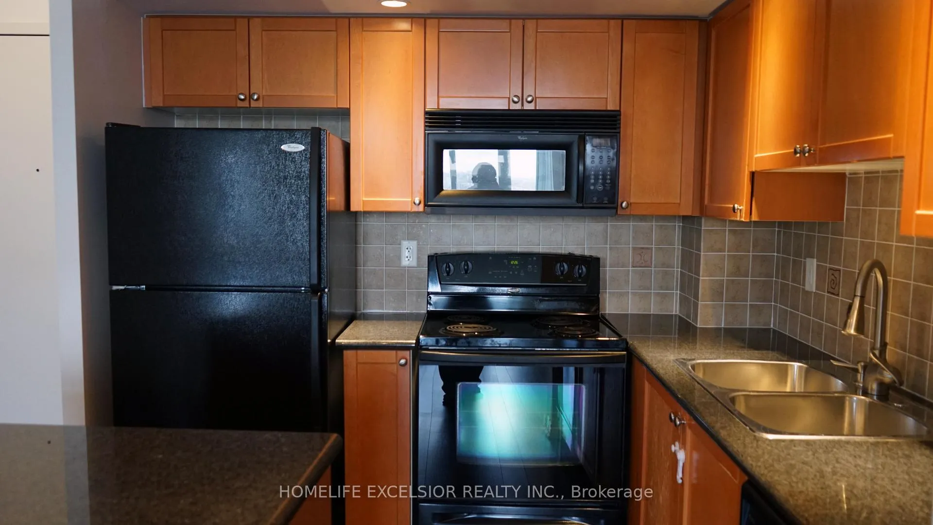 Photo 10 of Unit 923, 33 Cox Boulevard, Markham, Unionville — HOMEH